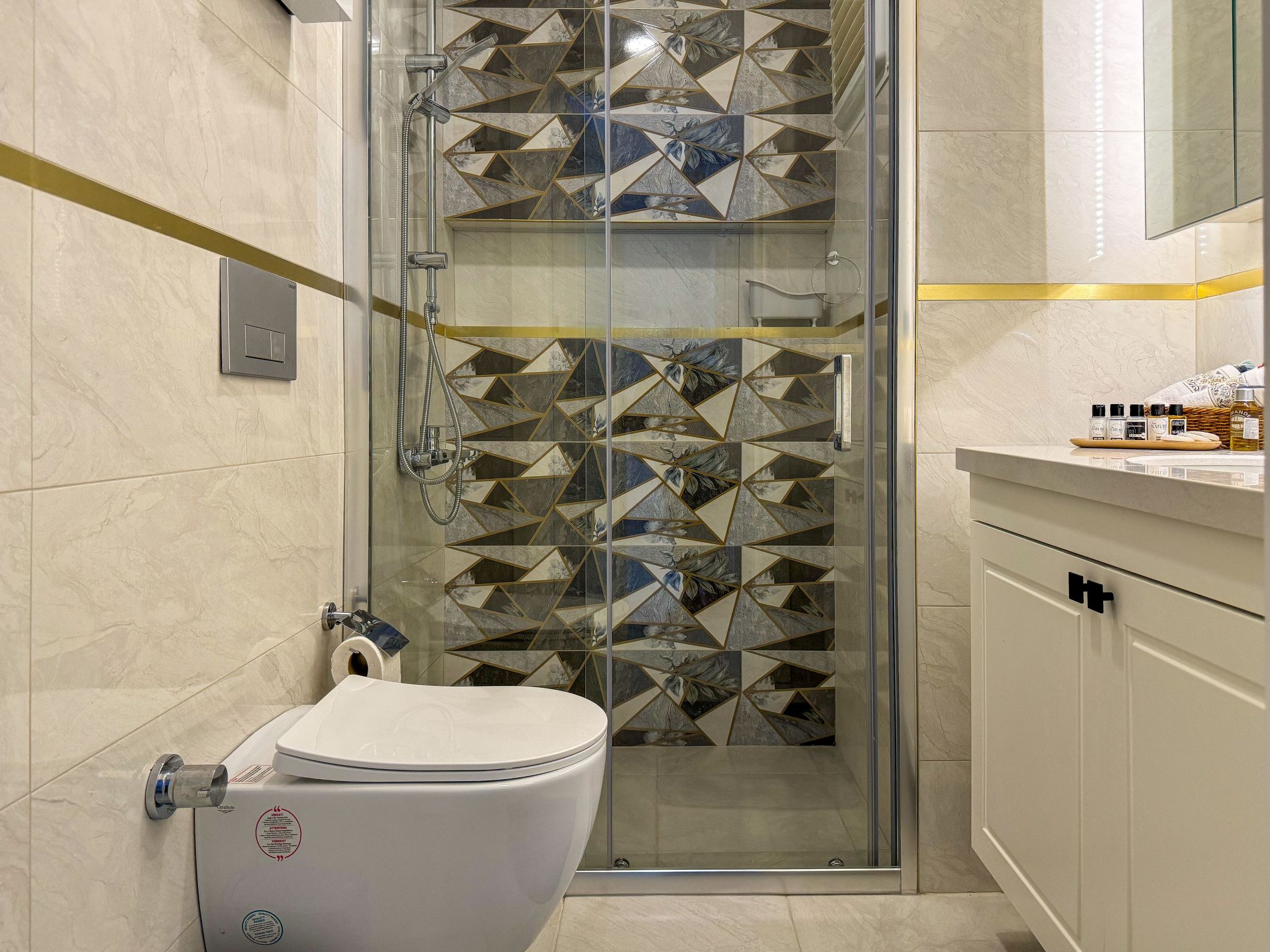 Luxe 4-persoons appartement met zwembad en sauna in het hart van Alanya, dichtbij strand - foto 34