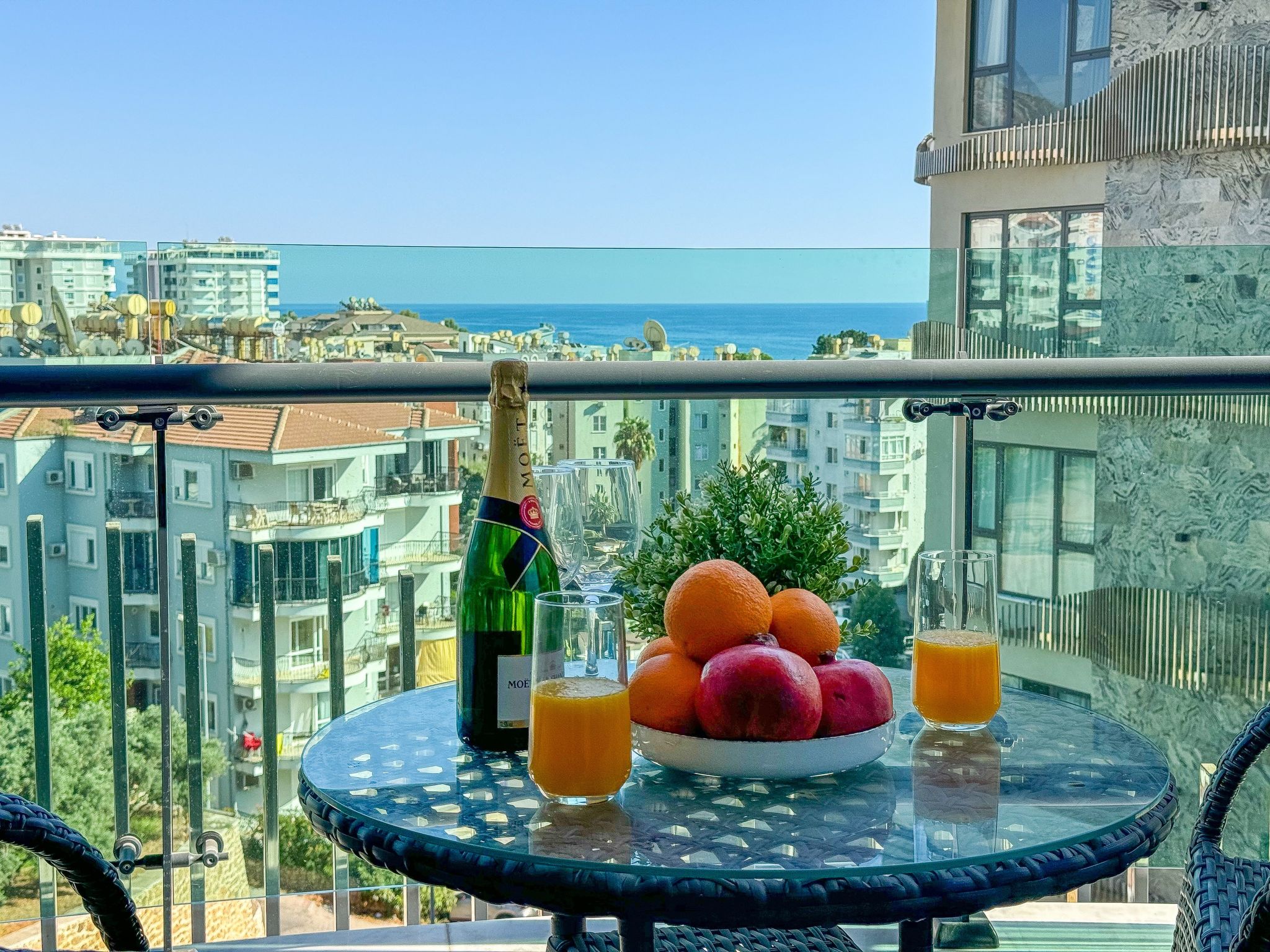 Qoople Eхсellence C-37 neue Wohnung am Meer