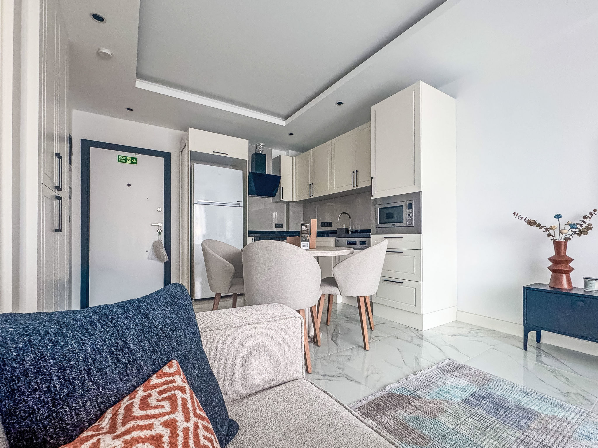 Appartement Qoople Elize B16 – Cuisine et coin repas, photo 4 sur 30