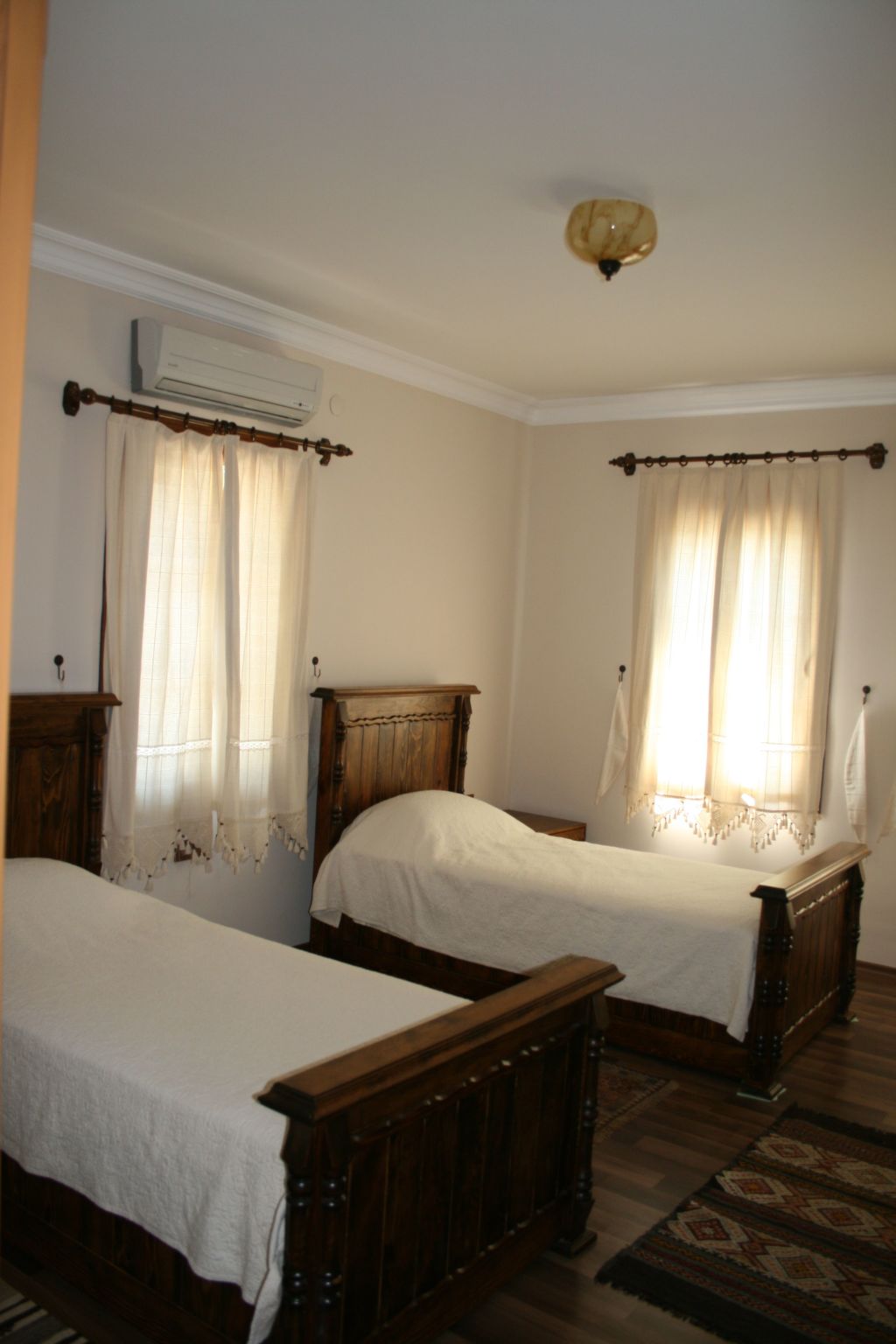 Finca mit Garten, Grill und Terrasse-Binnen