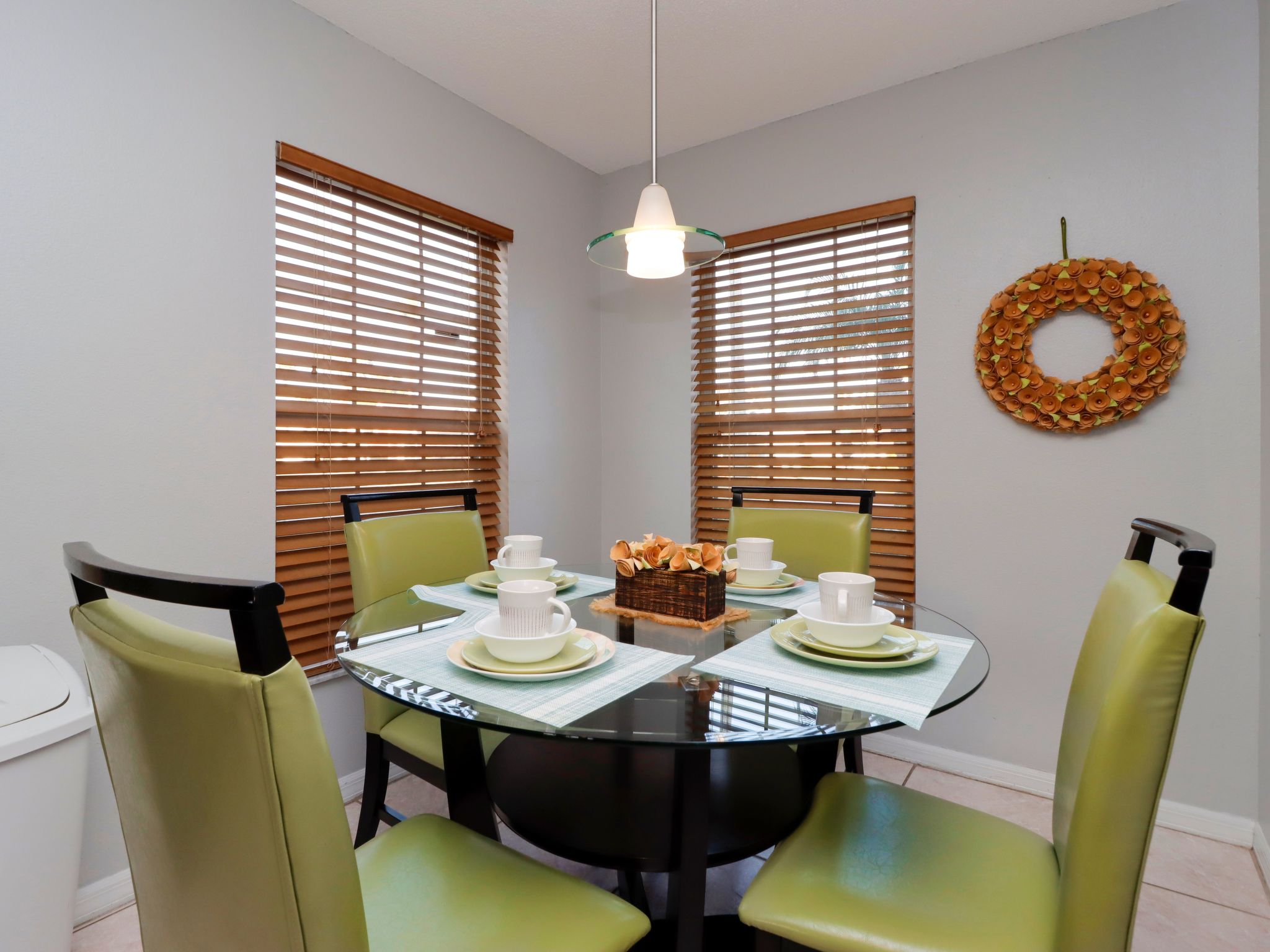 Photo of Villa mit 6 Schlafzimmern und atemberaubendem Seeblick