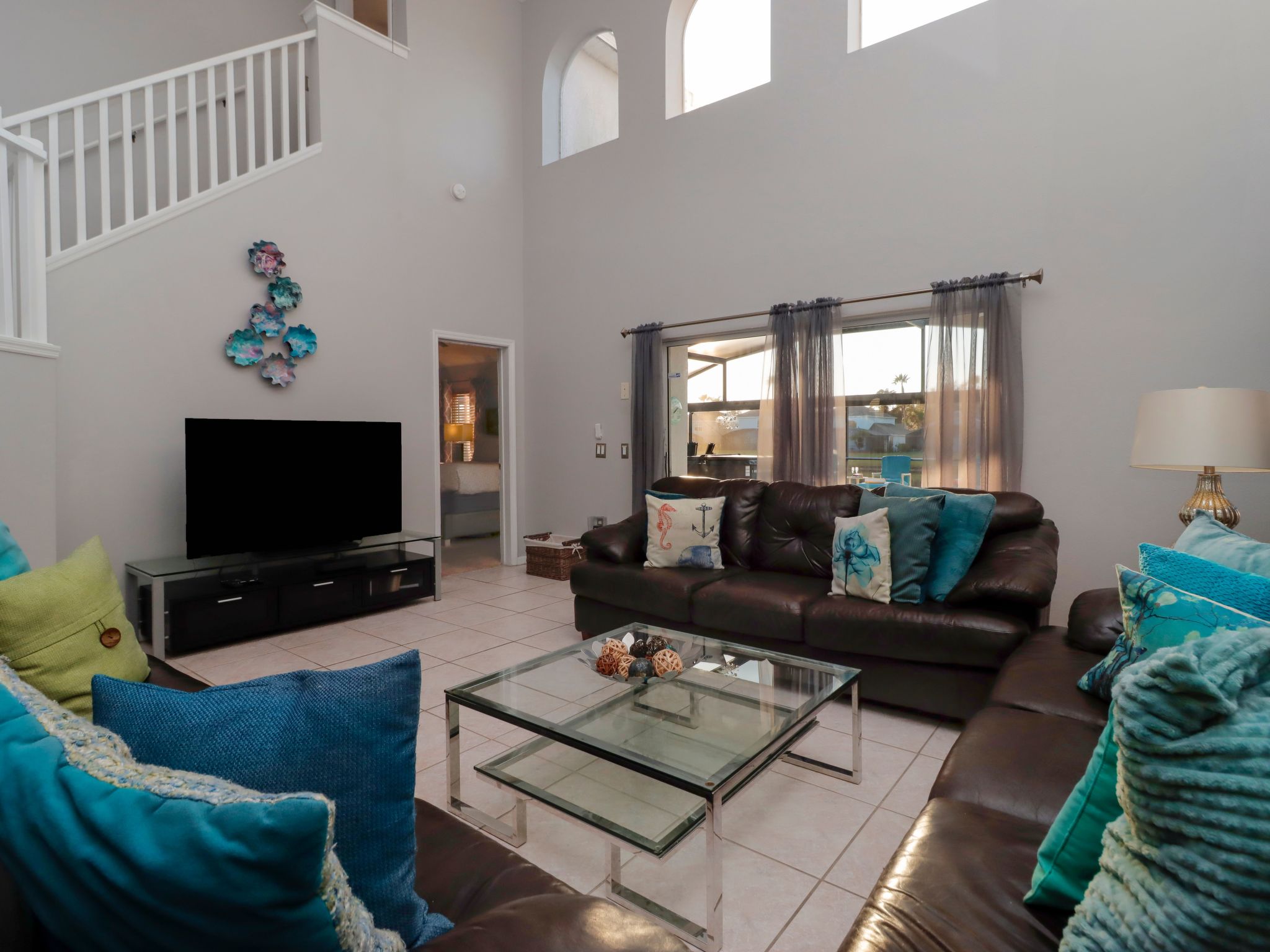 Photo of Villa mit 6 Schlafzimmern und atemberaubendem Seeblick