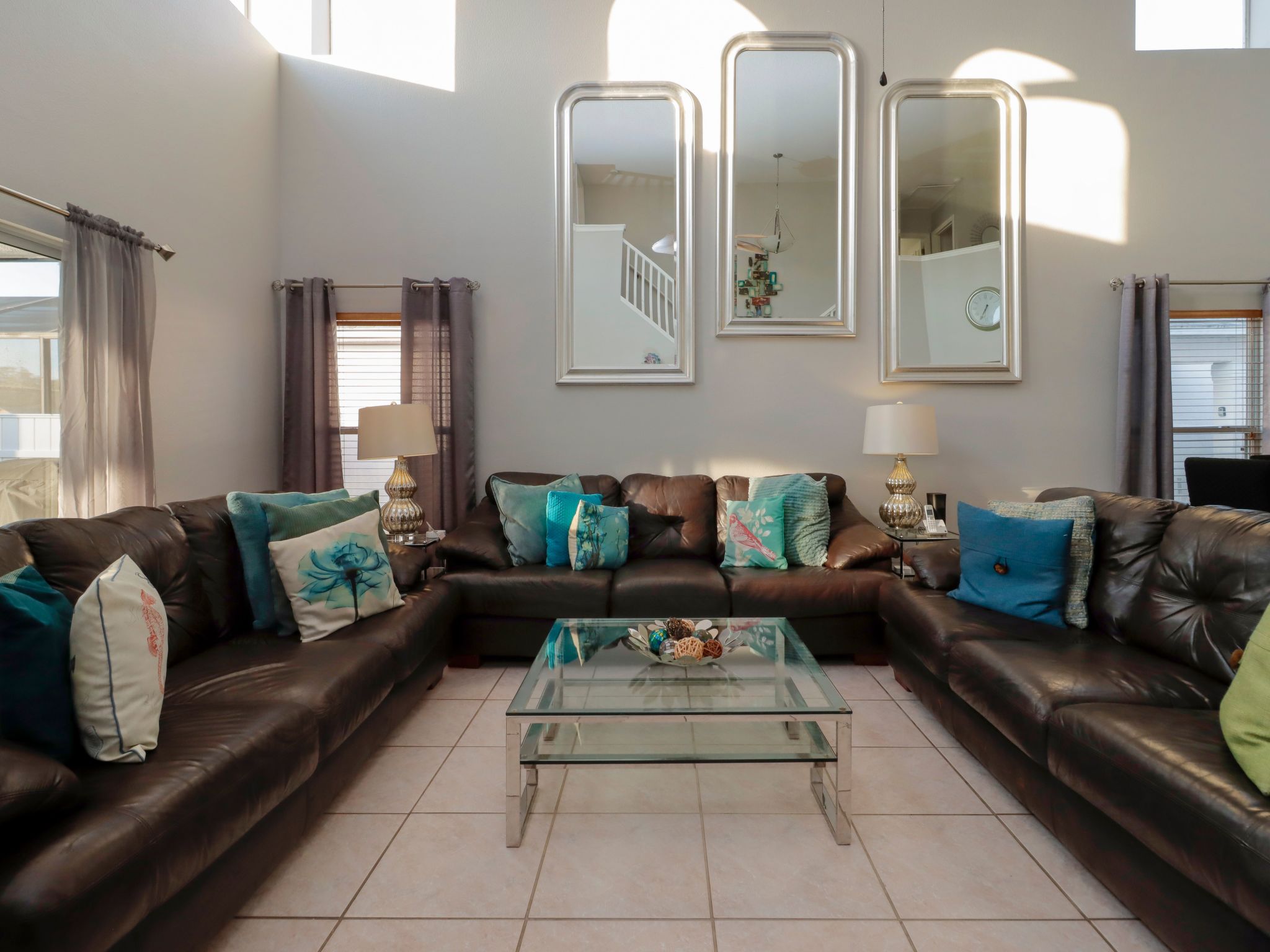 Photo of Villa mit 6 Schlafzimmern und atemberaubendem Seeblick