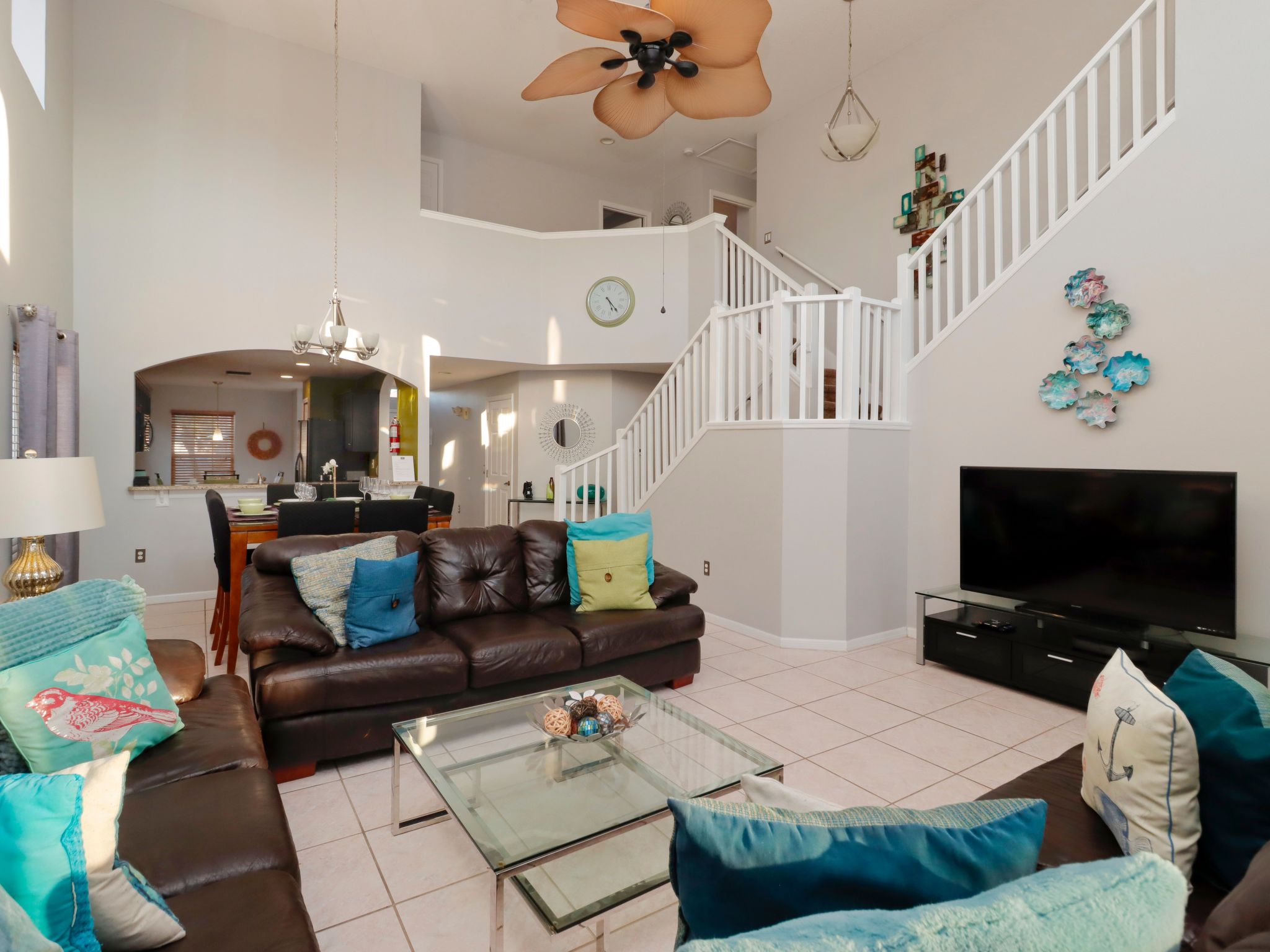 Photo of Villa mit 6 Schlafzimmern und atemberaubendem Seeblick