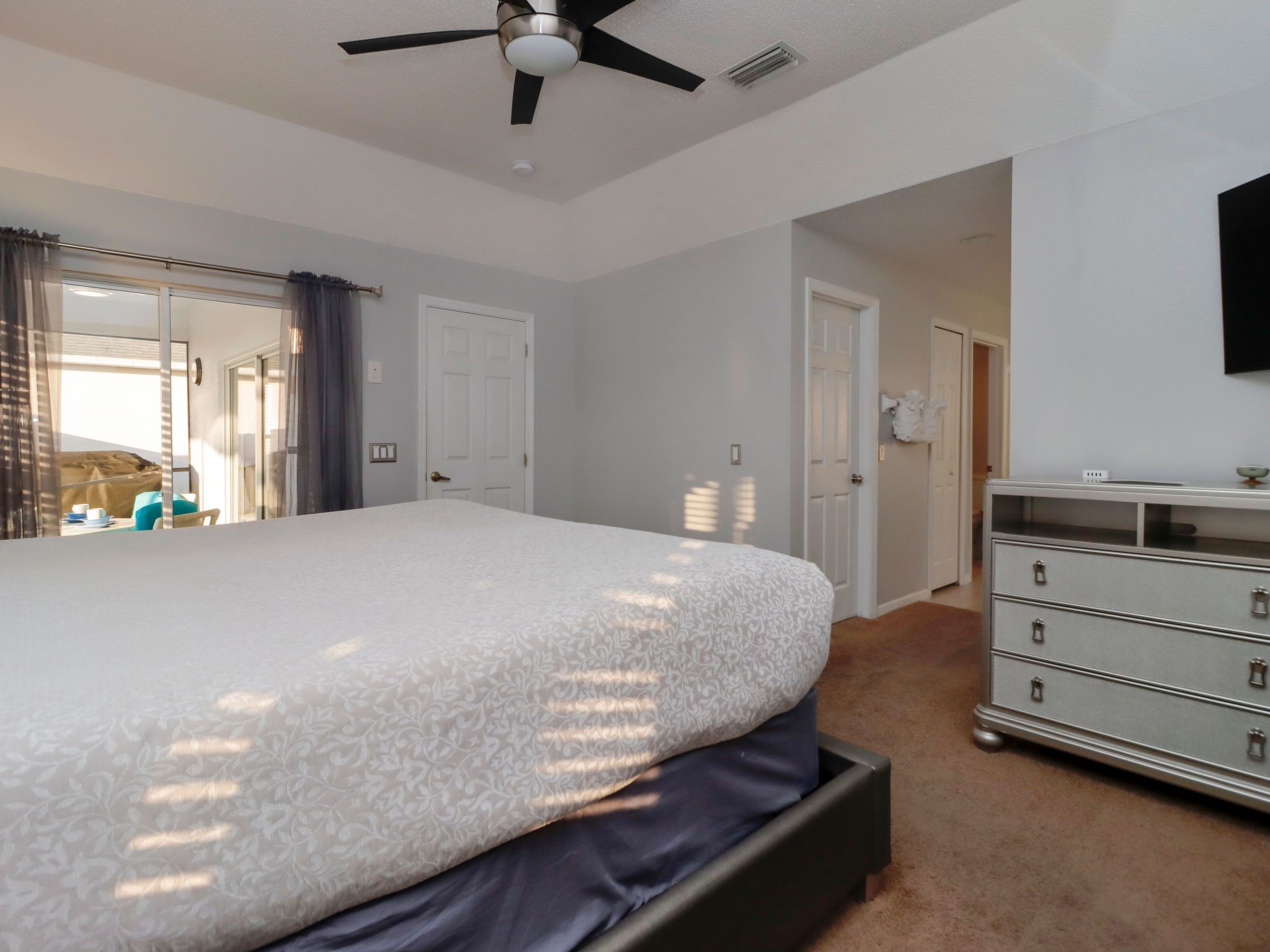 Photo of Villa mit 6 Schlafzimmern und atemberaubendem Seeblick