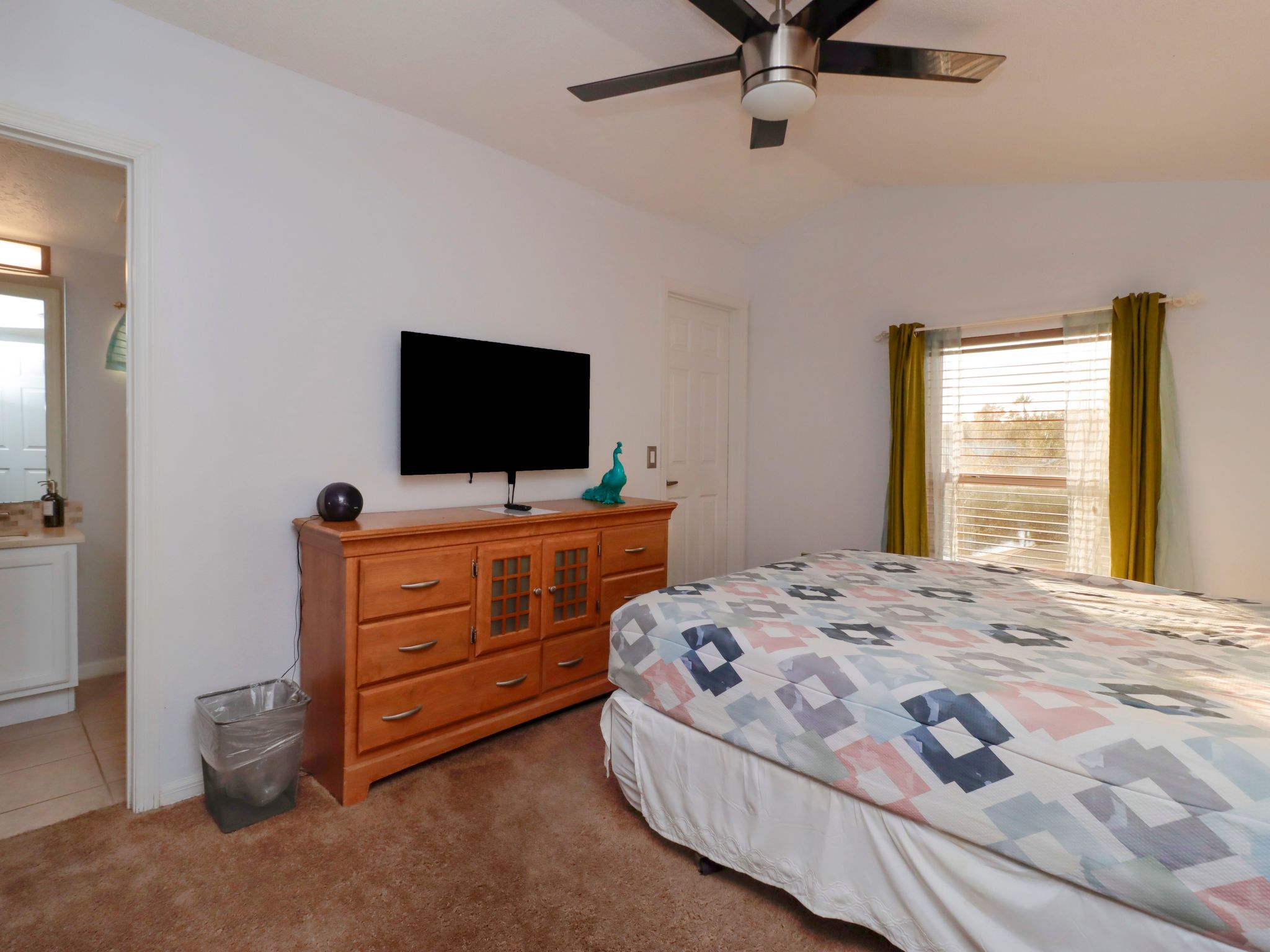 Photo of Villa mit 6 Schlafzimmern und atemberaubendem Seeblick