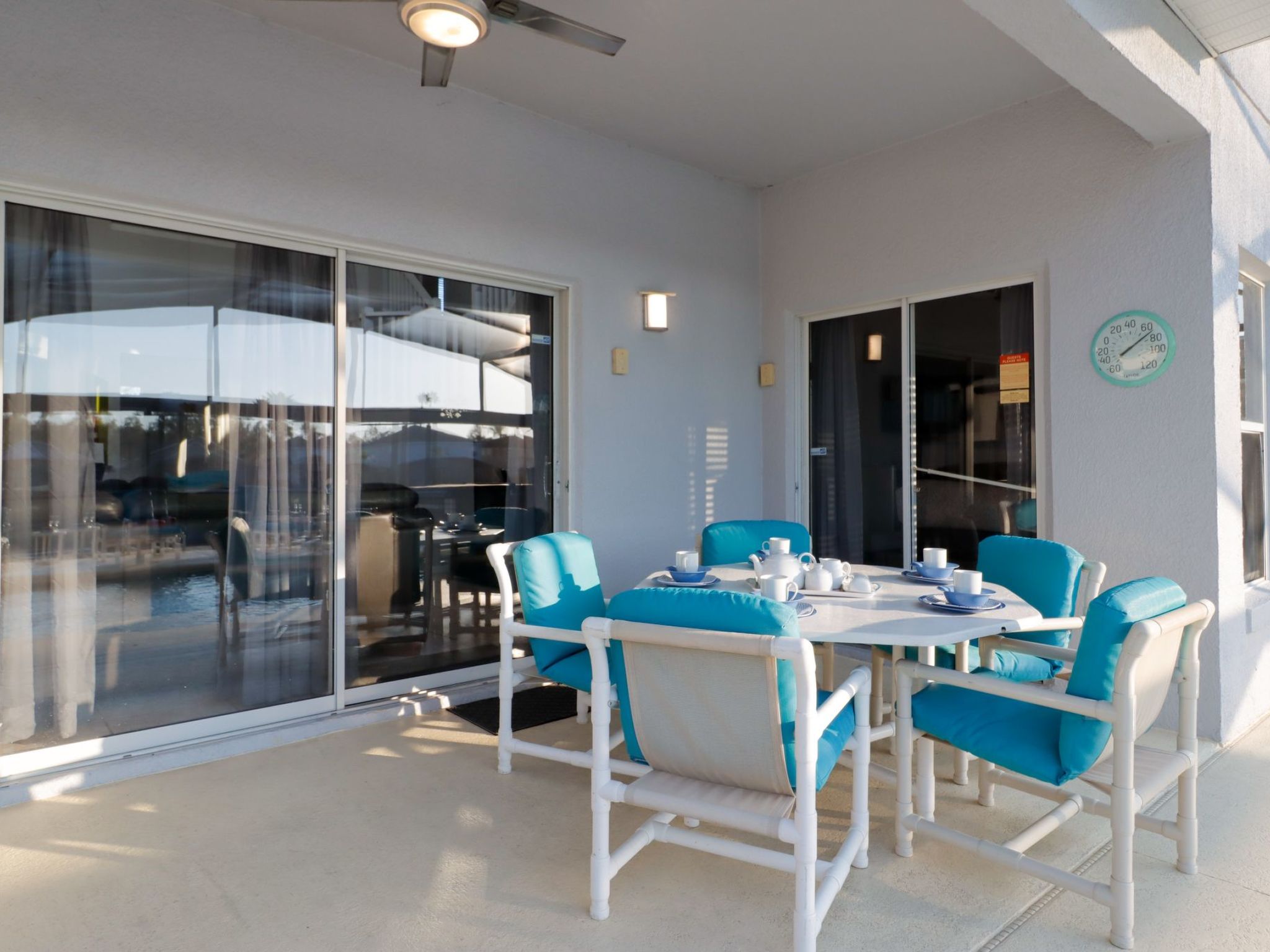 Photo of Villa mit 6 Schlafzimmern und atemberaubendem Seeblick