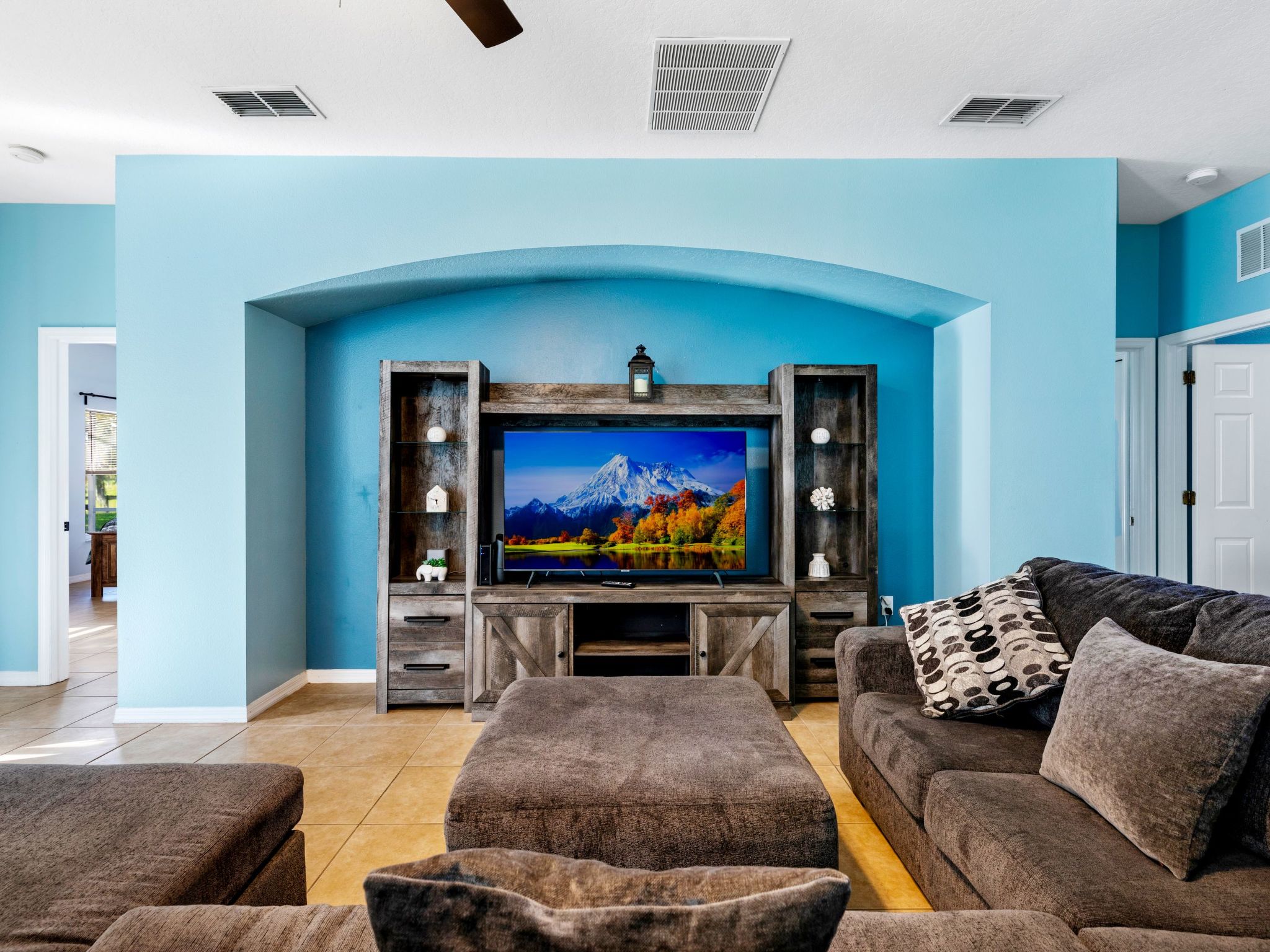 Photo of Entspannendes 4BR-Getaway mit privatem Pool