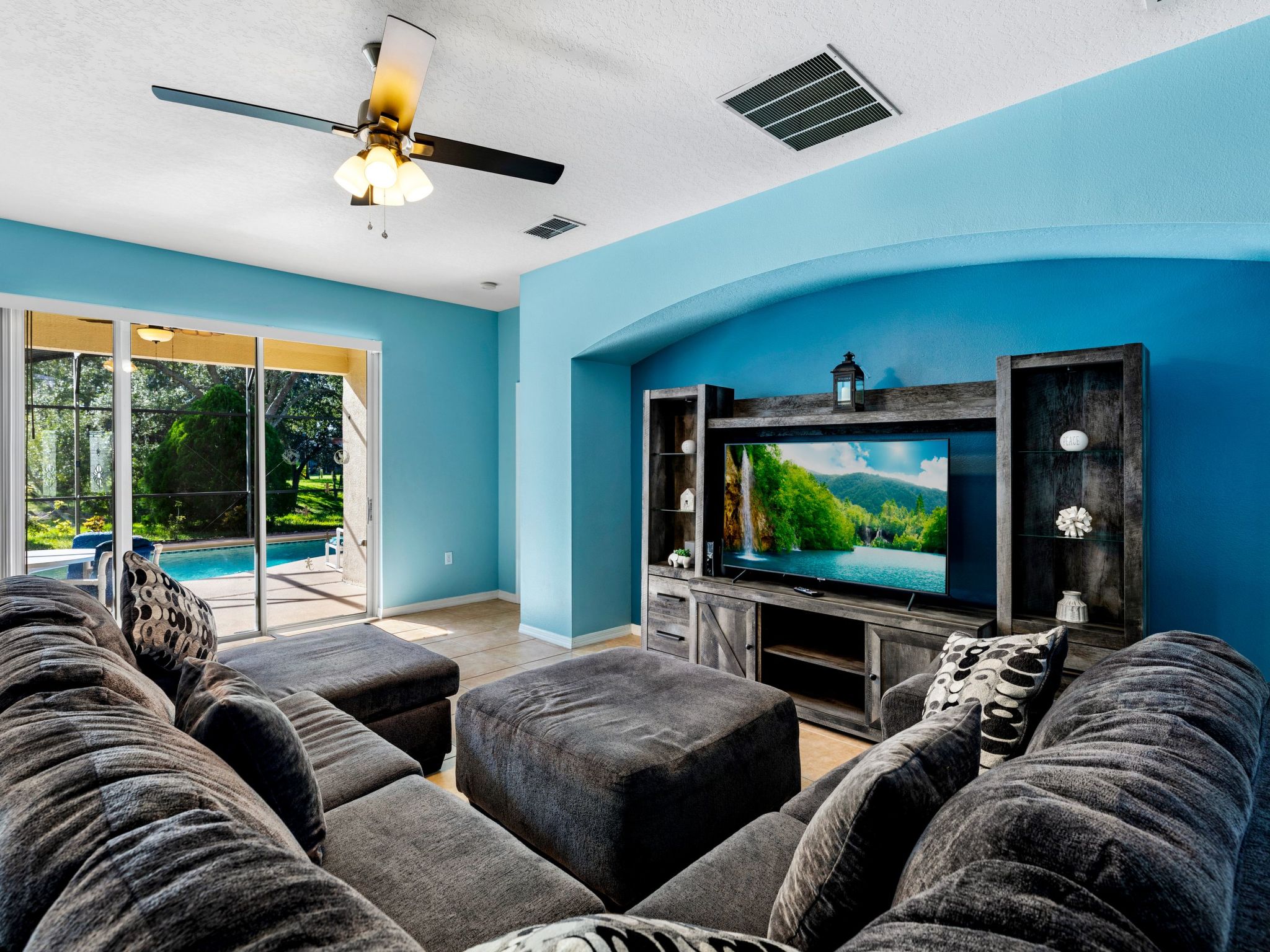 Photo of Entspannendes 4BR-Getaway mit privatem Pool