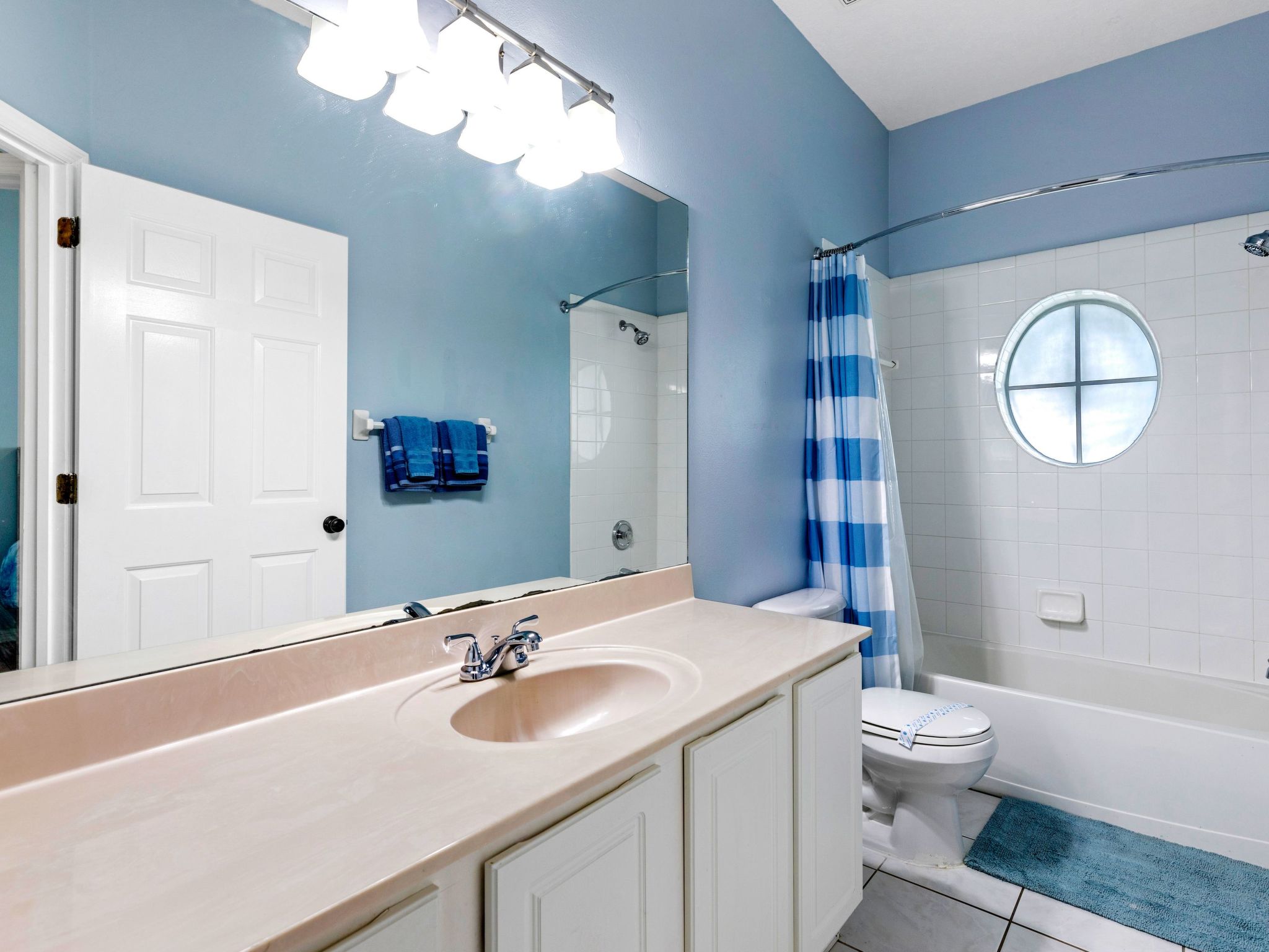 Photo of Entspannendes 4BR-Getaway mit privatem Pool