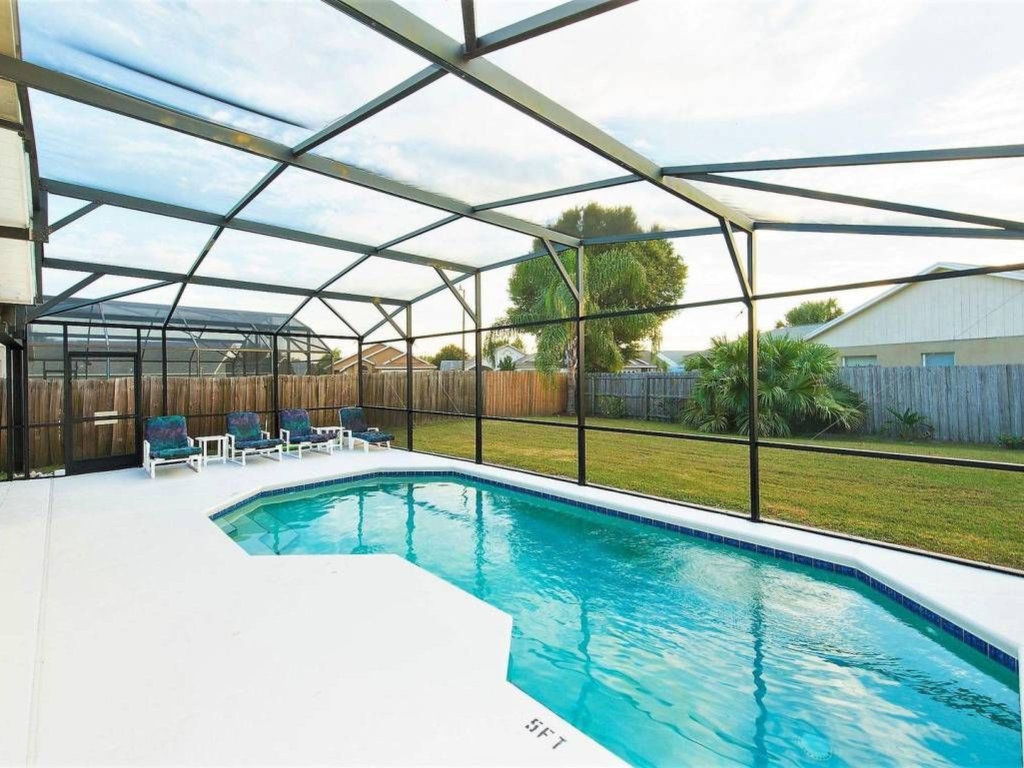 Photo of Ausgezeichnetes Preis-Leistungs-Verhältnis Familienvilla - Süd-West Privater Po