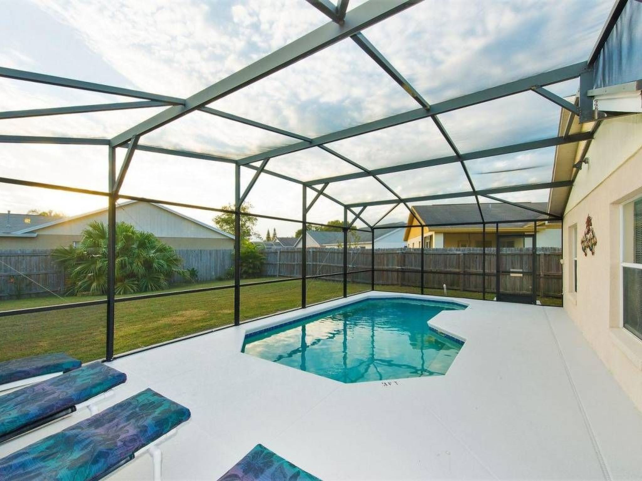 Photo of Ausgezeichnetes Preis-Leistungs-Verhältnis Familienvilla - Süd-West Privater Po