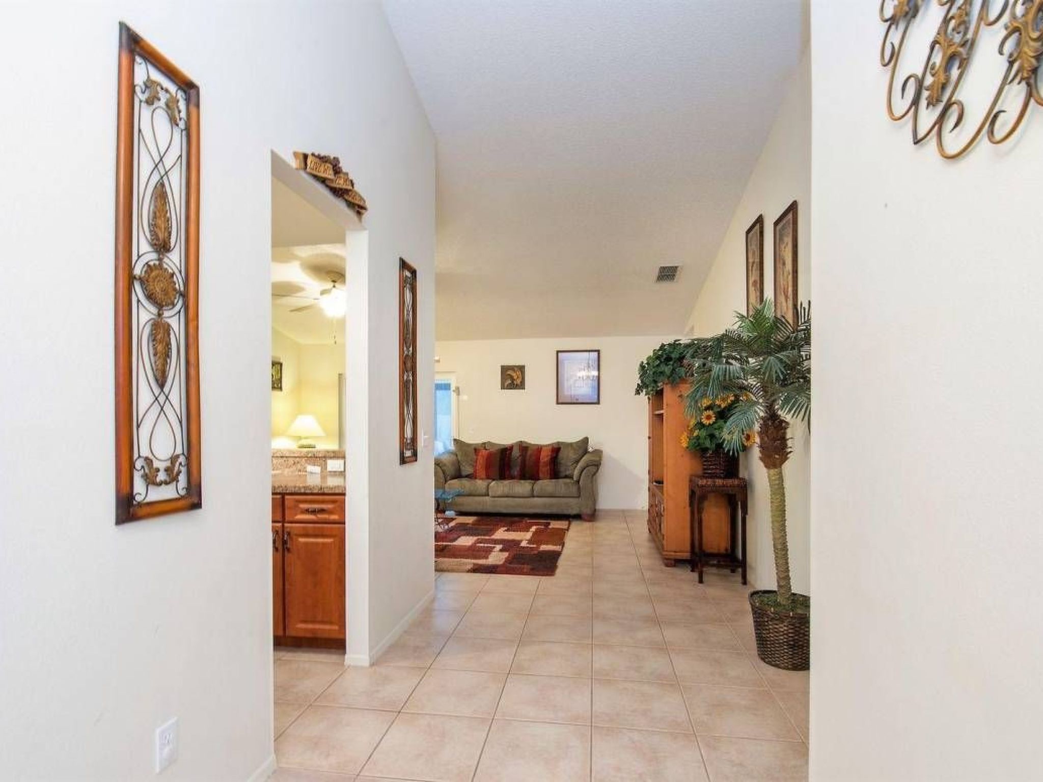 Photo of Ausgezeichnetes Preis-Leistungs-Verhältnis Familienvilla - Süd-West Privater Po