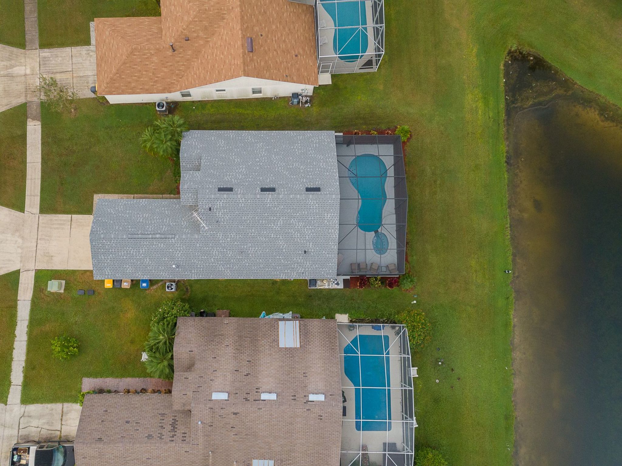 Photo of Nur wenige Minuten von Disney Pool, Spa und Seeblick