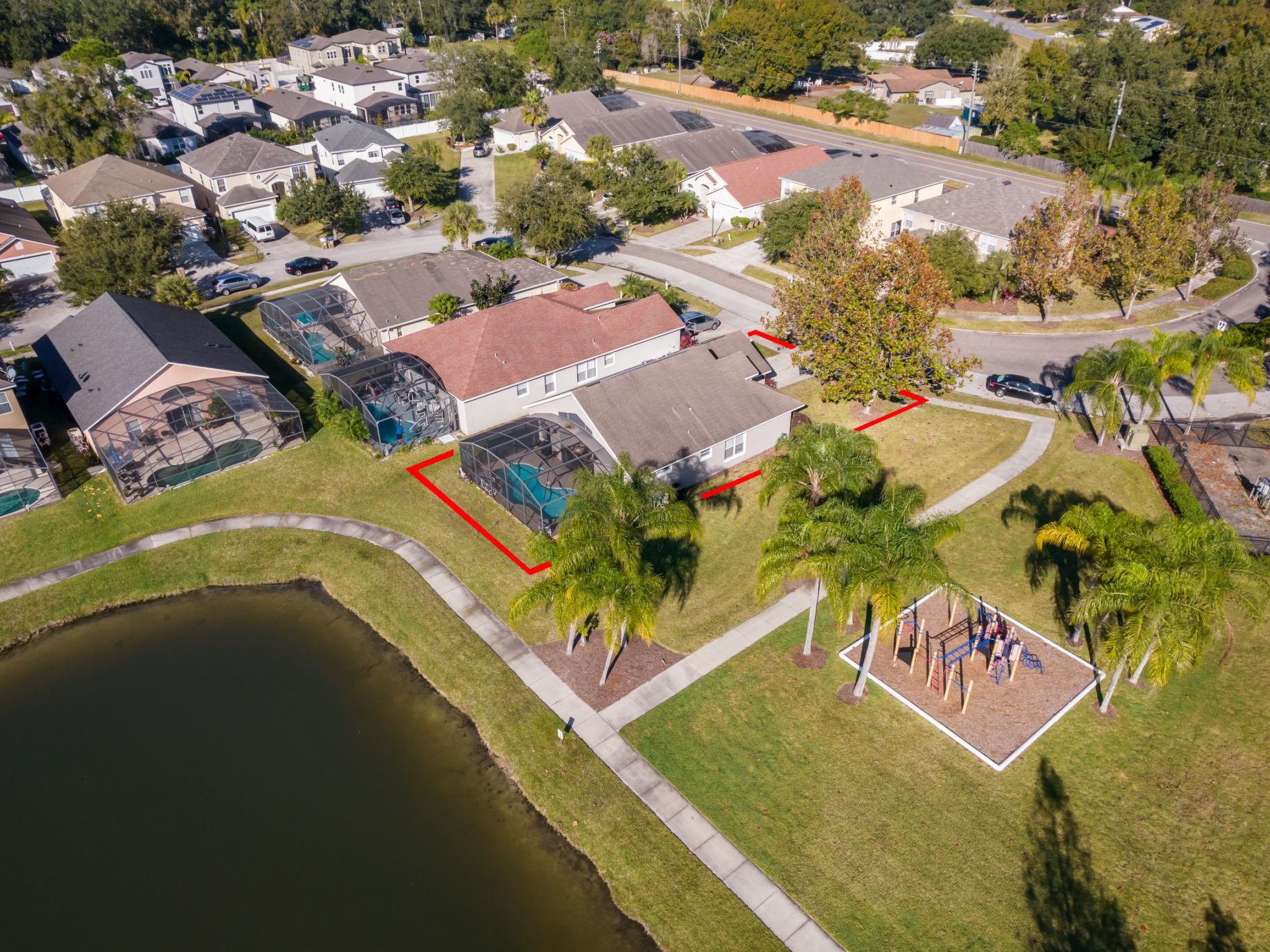 Photo of Moderne Villa mit Seeblick nur wenige Minuten von Disney entfernt