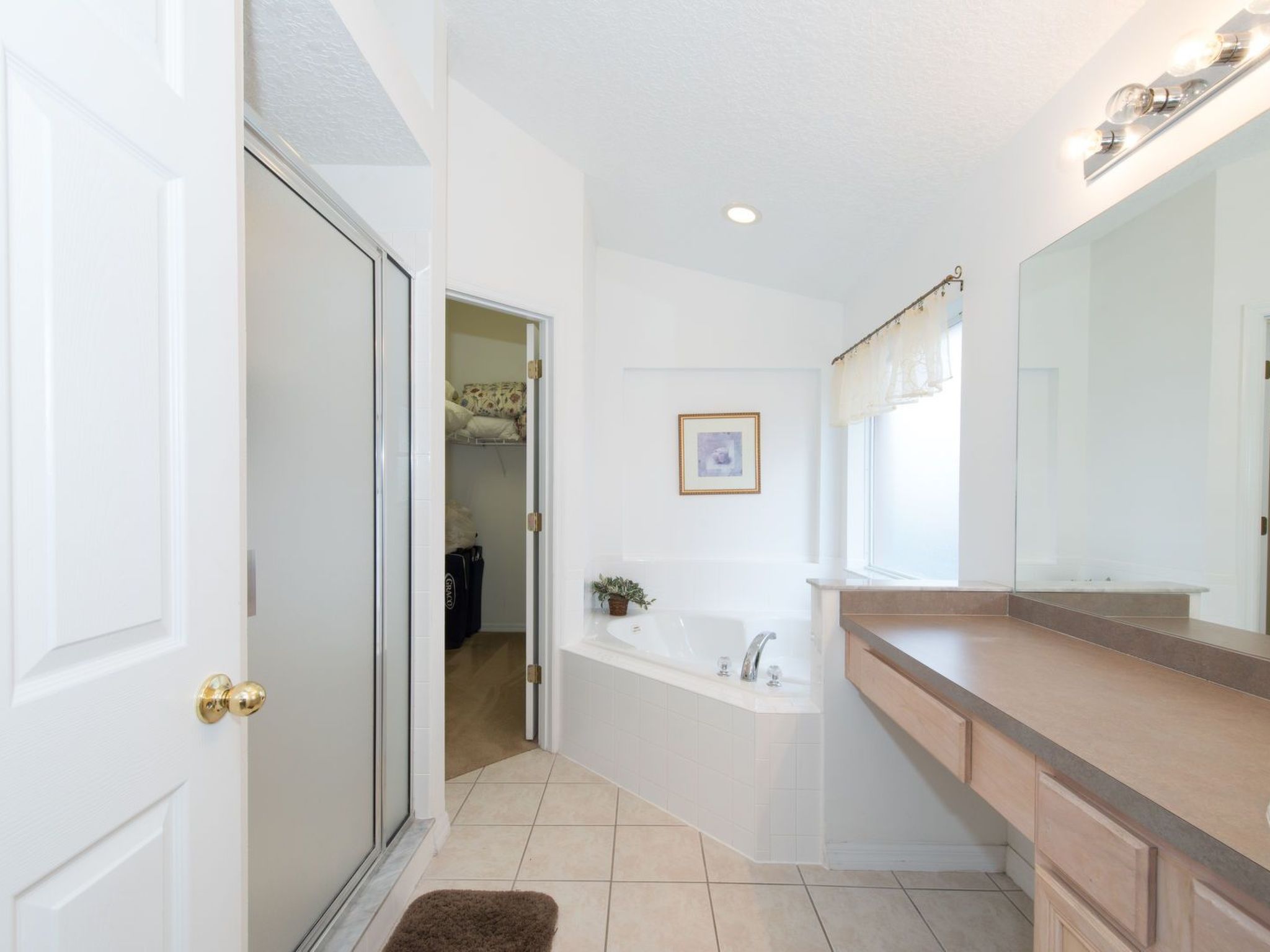 Photo of Wunderschönes Haus mit 4 Schlafzimmern und privatem Pool