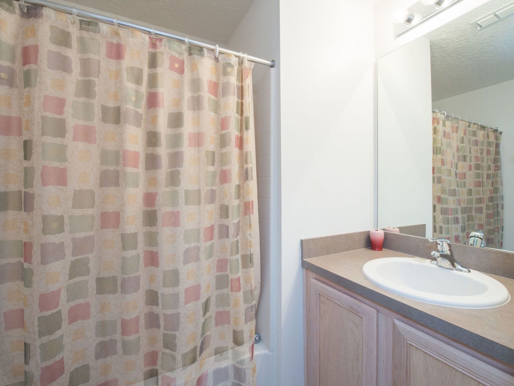 Photo of Wunderschönes Haus mit 4 Schlafzimmern und privatem Pool