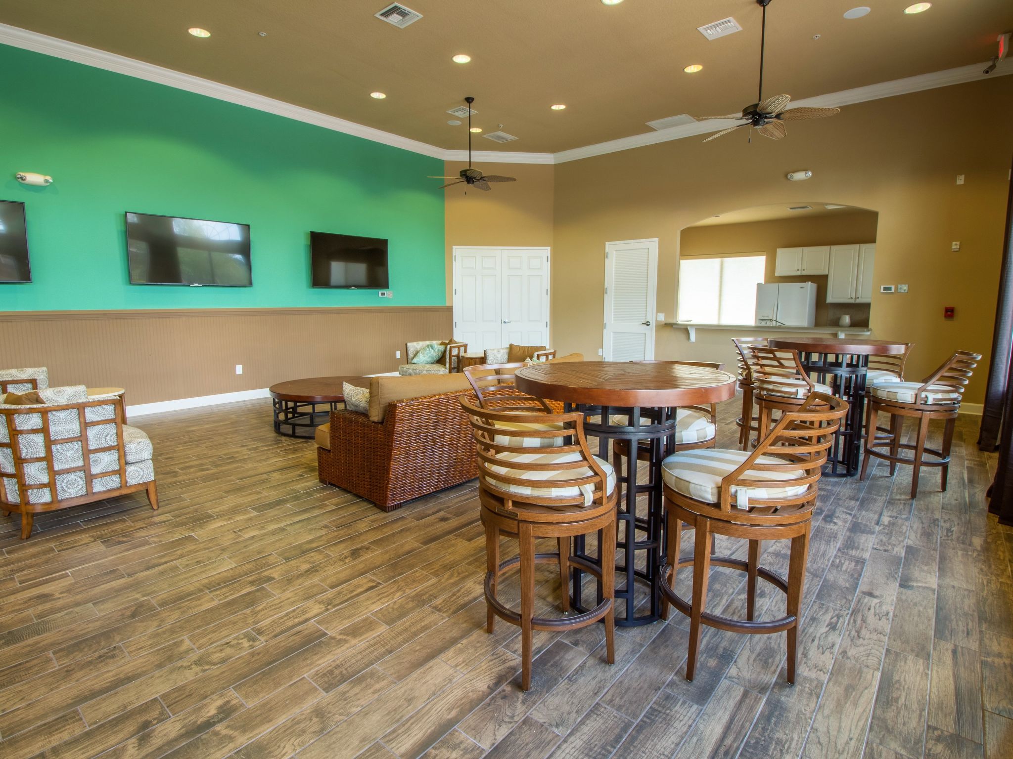 Photo of "Florida Breeze" mit Whirlpool