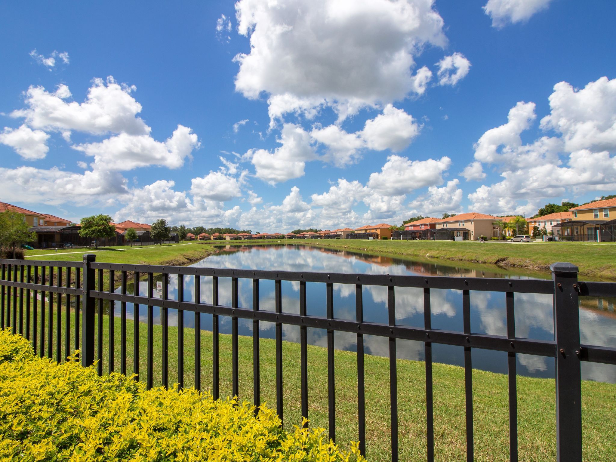 Photo of "Florida Breeze" mit Whirlpool