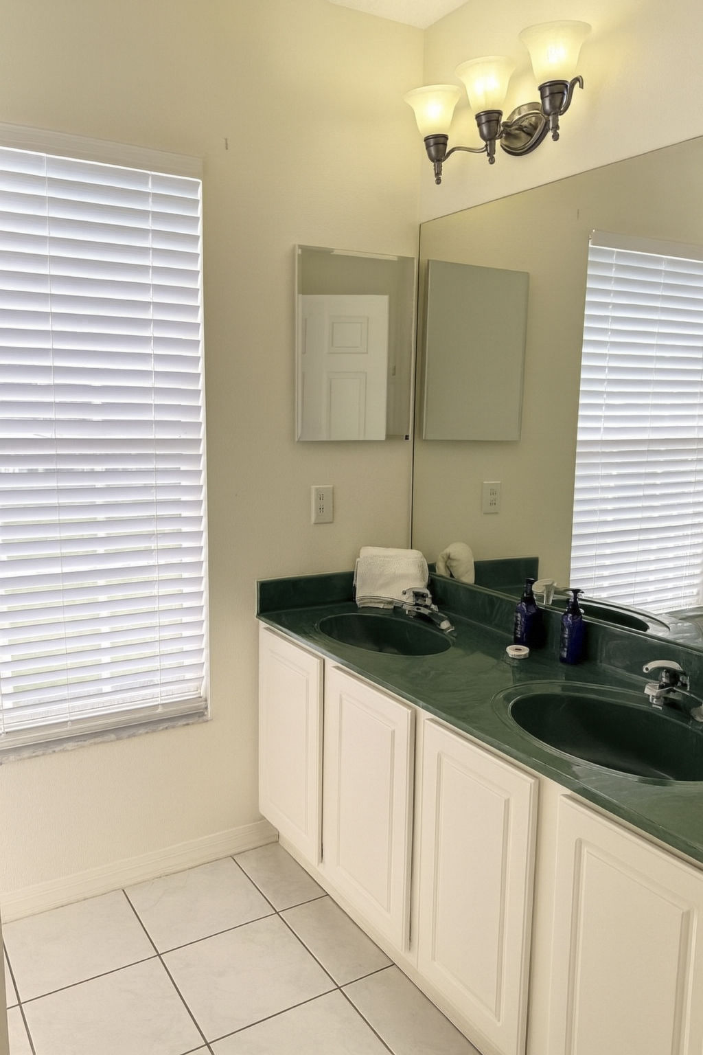 Photo of Abgelegene Villa mit Pool und Spa - der perfekte Familienausflug