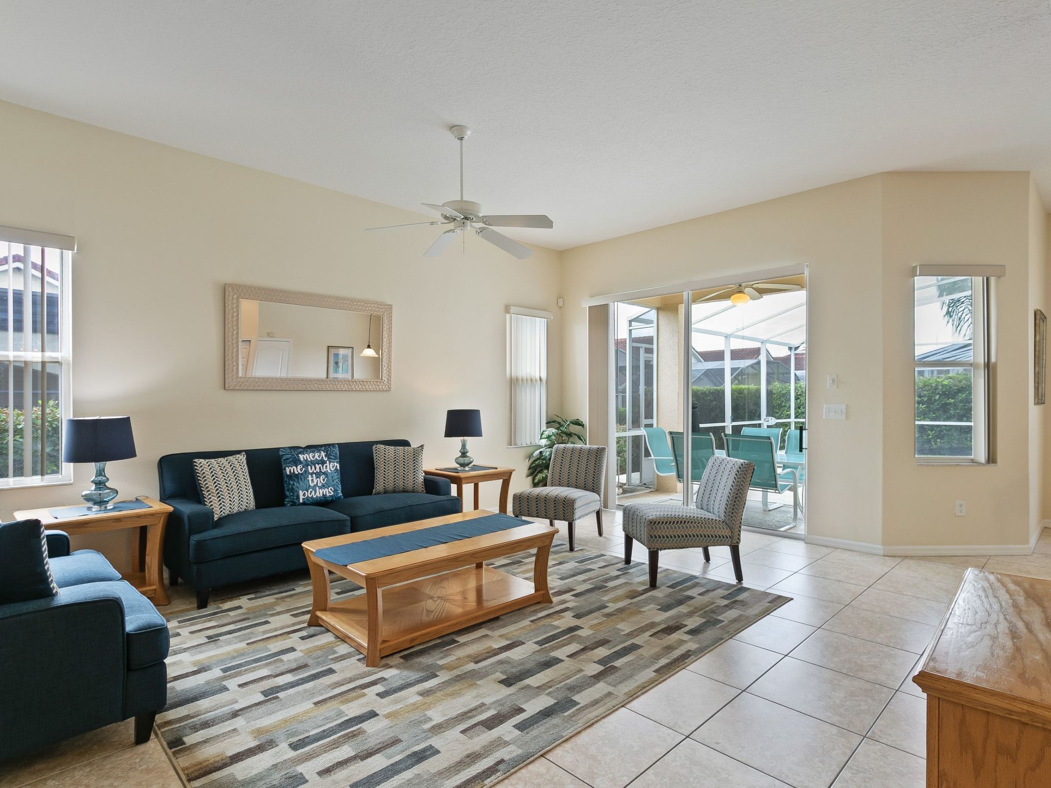 Photo of Geräumige Familienvilla mit privatem Pool und Spa in Südwestlage