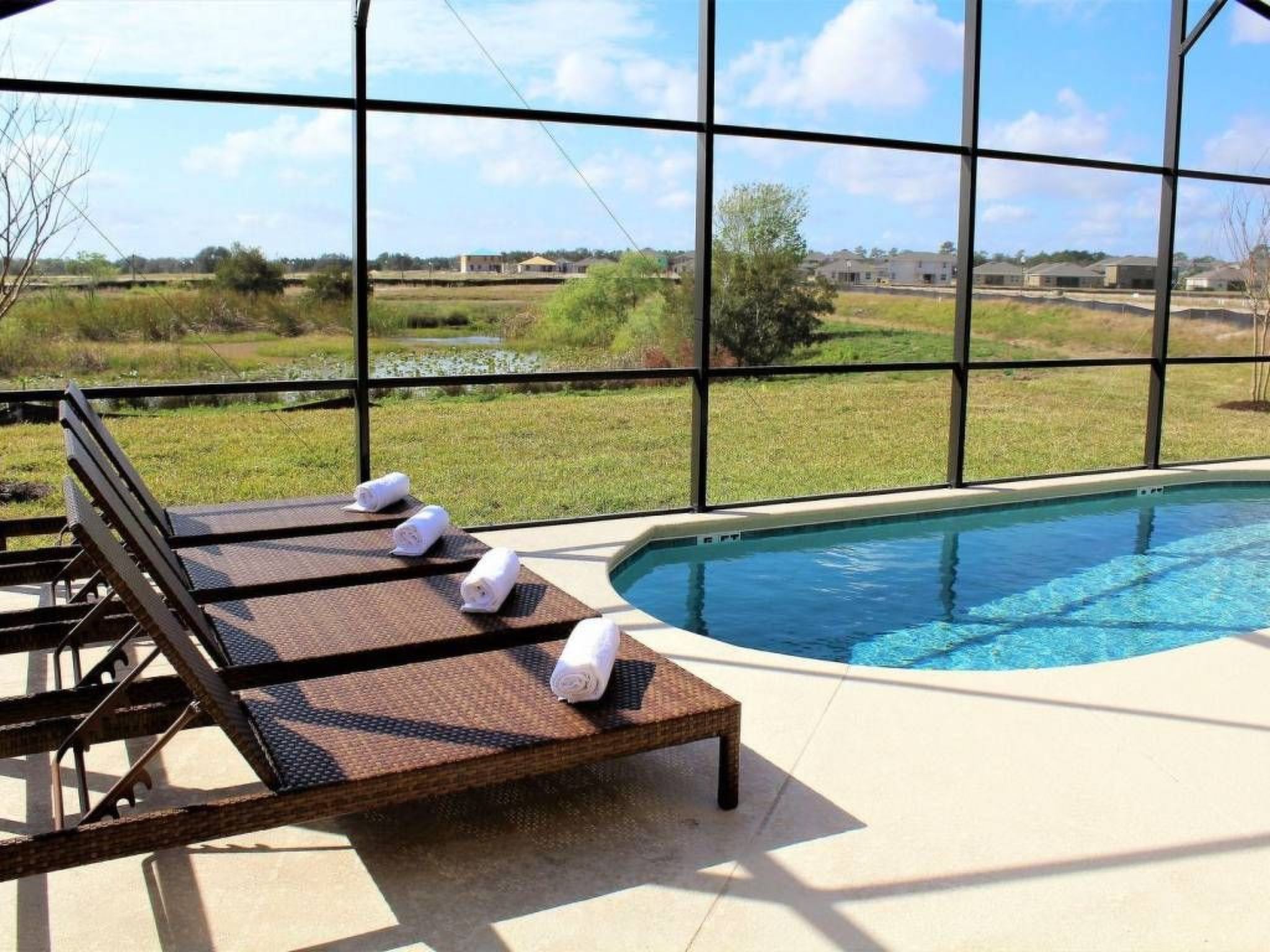 Photo of Haus in Davenport mit privatem Parkplatz und schöner Aussicht