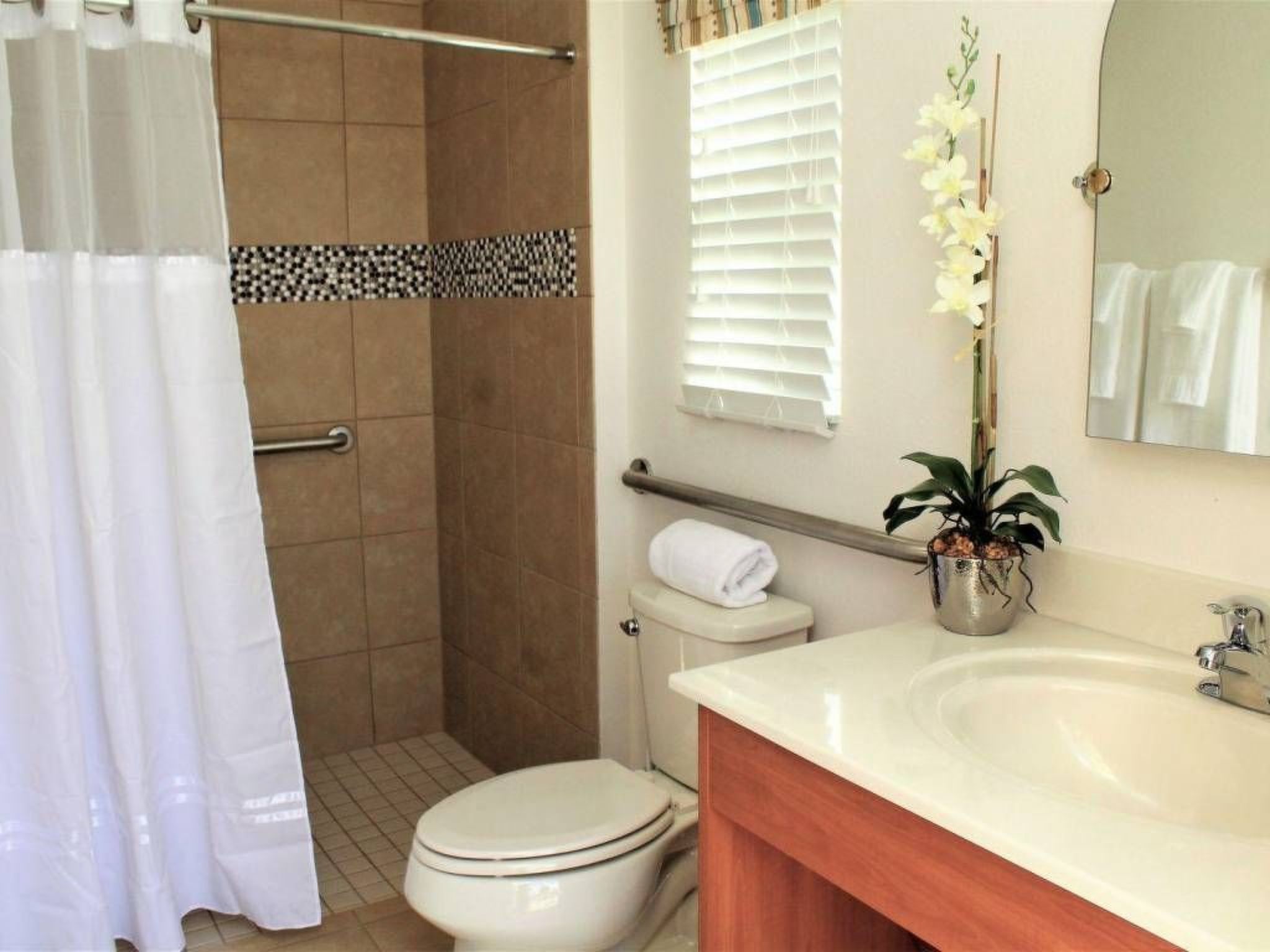 Photo of Haus in Davenport mit privatem Parkplatz und schöner Aussicht