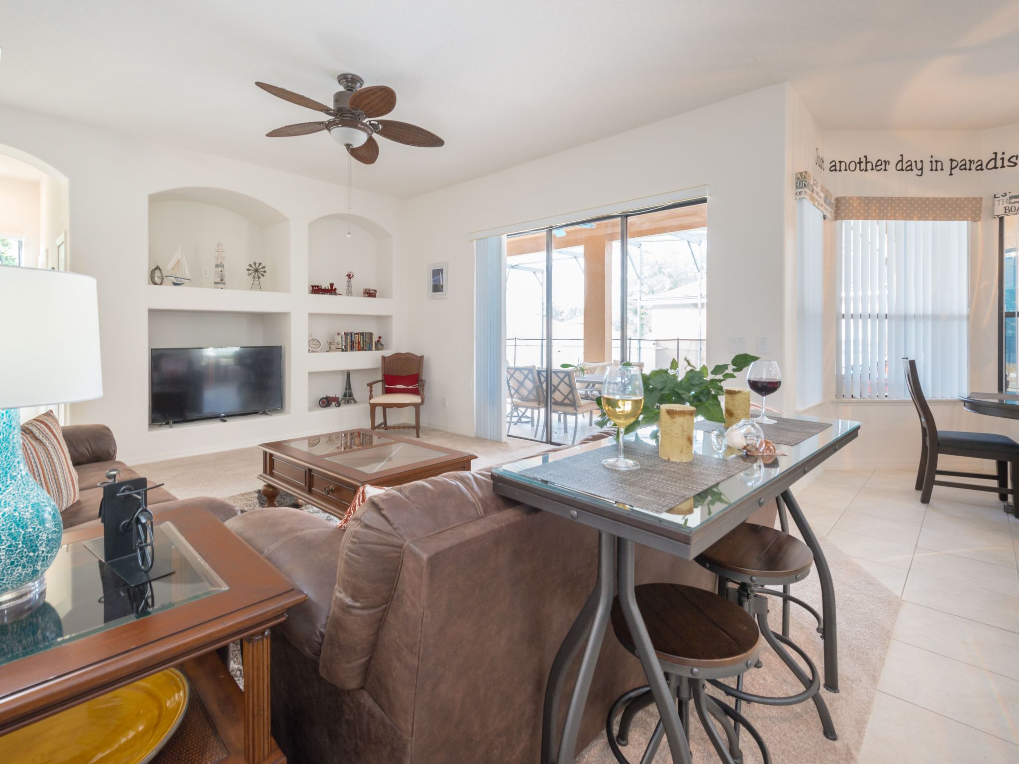 Photo of in Davenport mit großem Pool