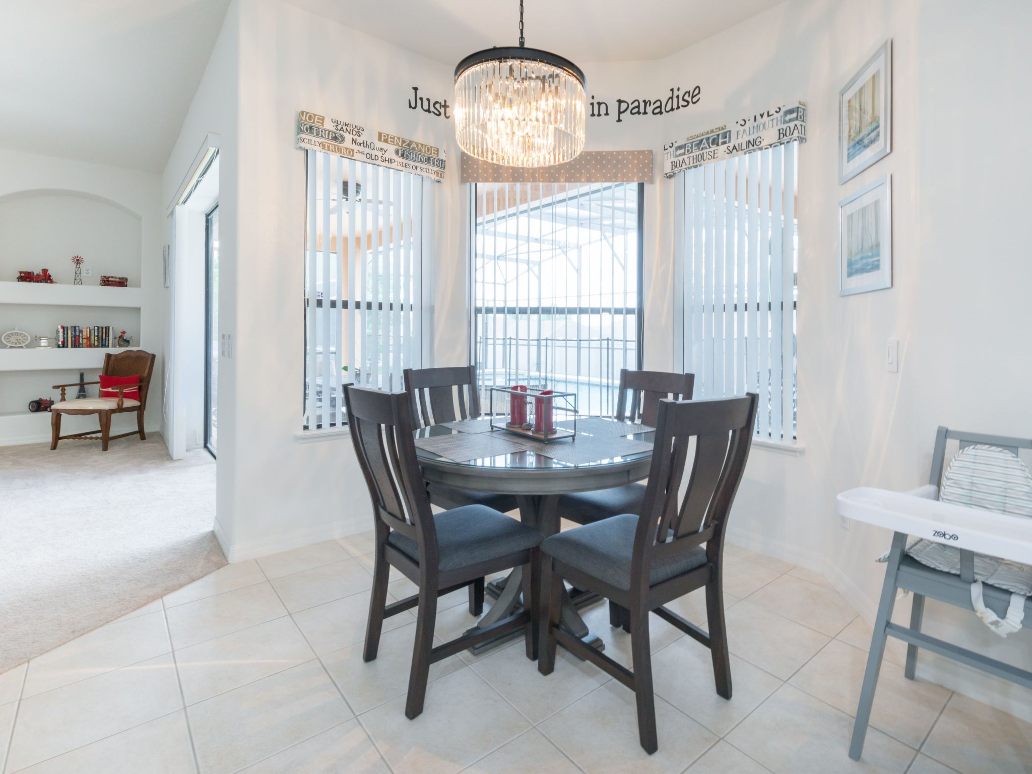 Photo of in Davenport mit großem Pool