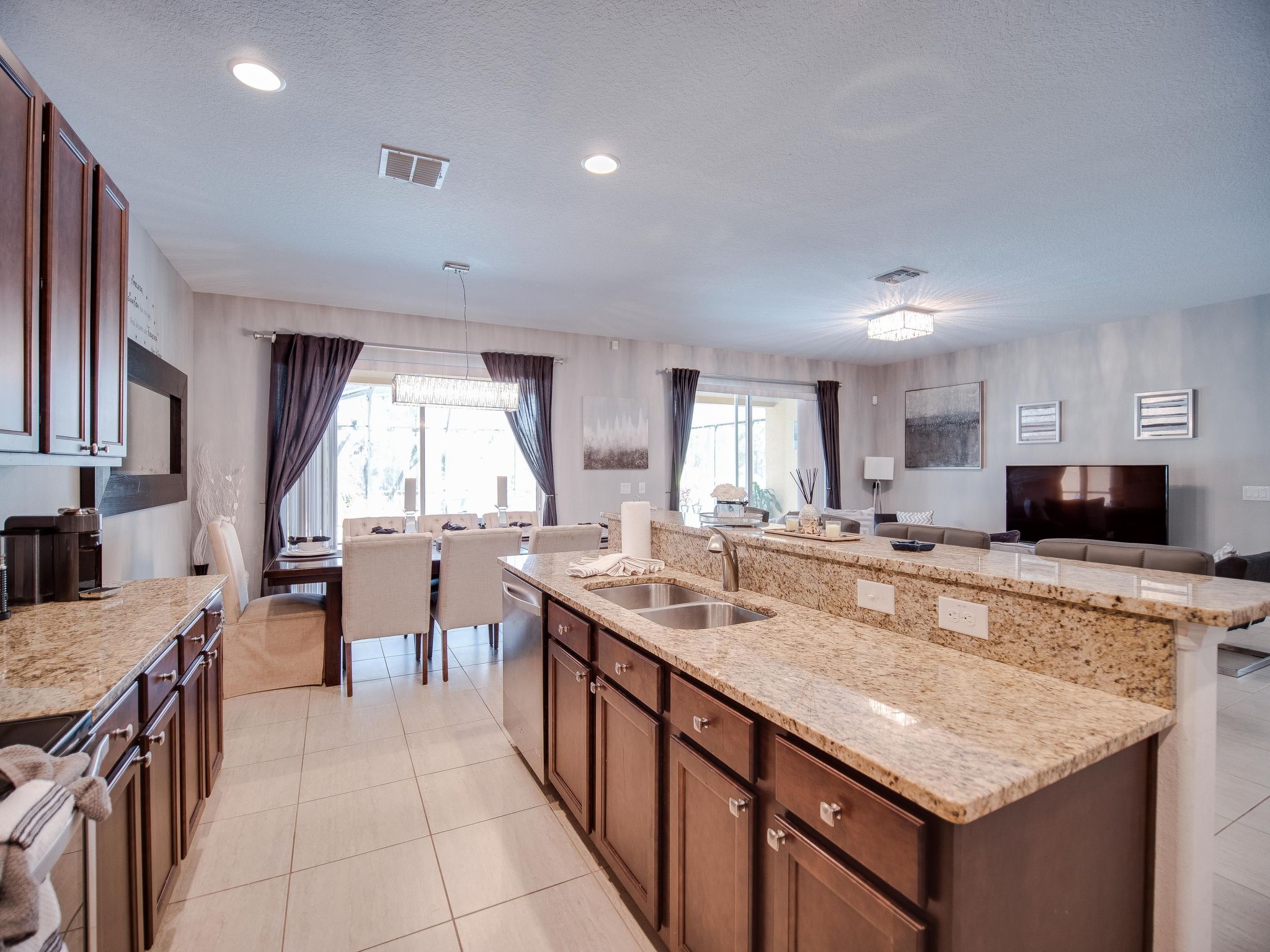 Photo of Haus in Davenport mit kostenlosem Parkplatz und Blick auf das Naturschutzgebiet