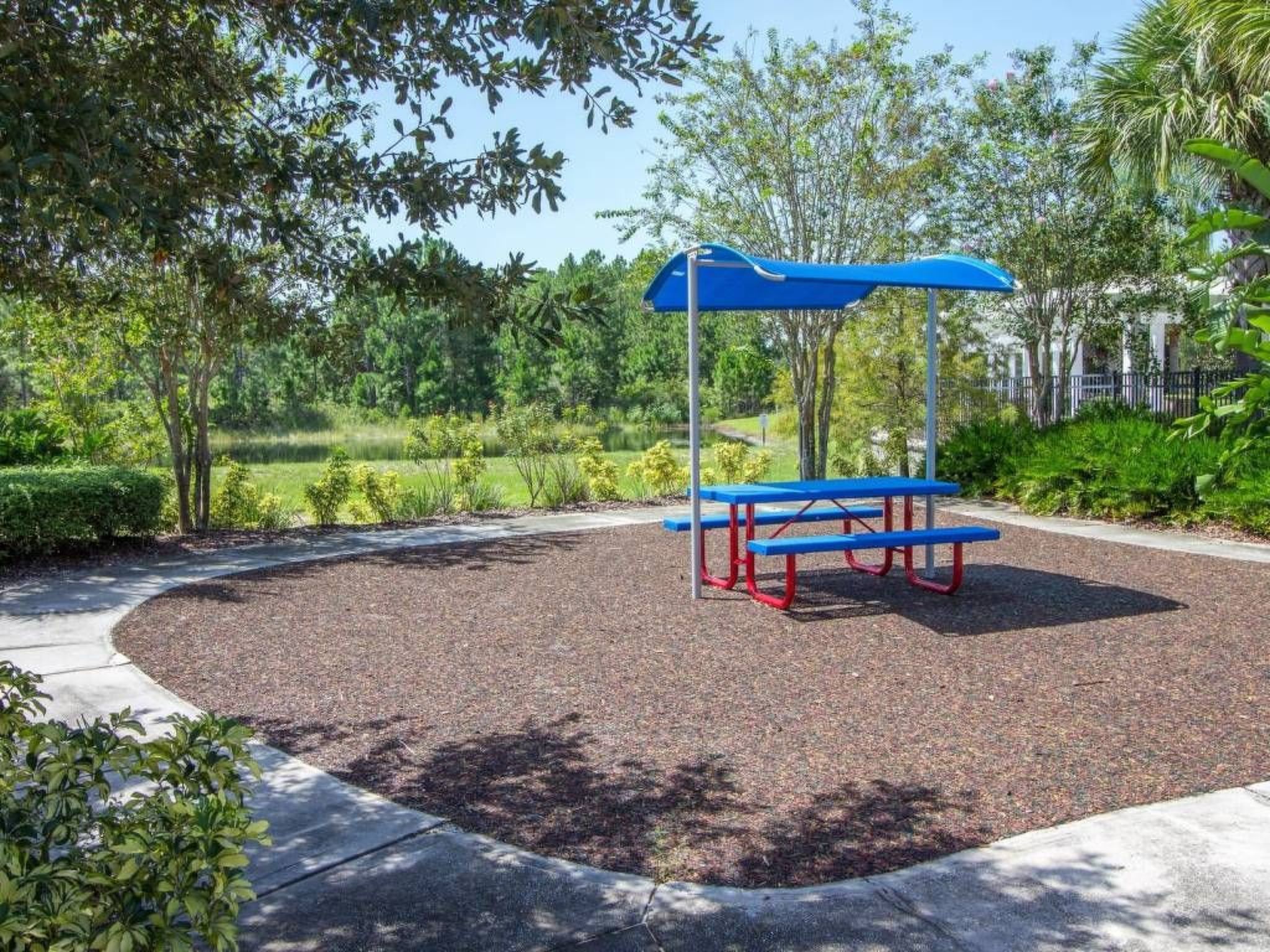 Photo of Haus in Davenport mit großem Pool und Blick auf das Naturschutzgebiet