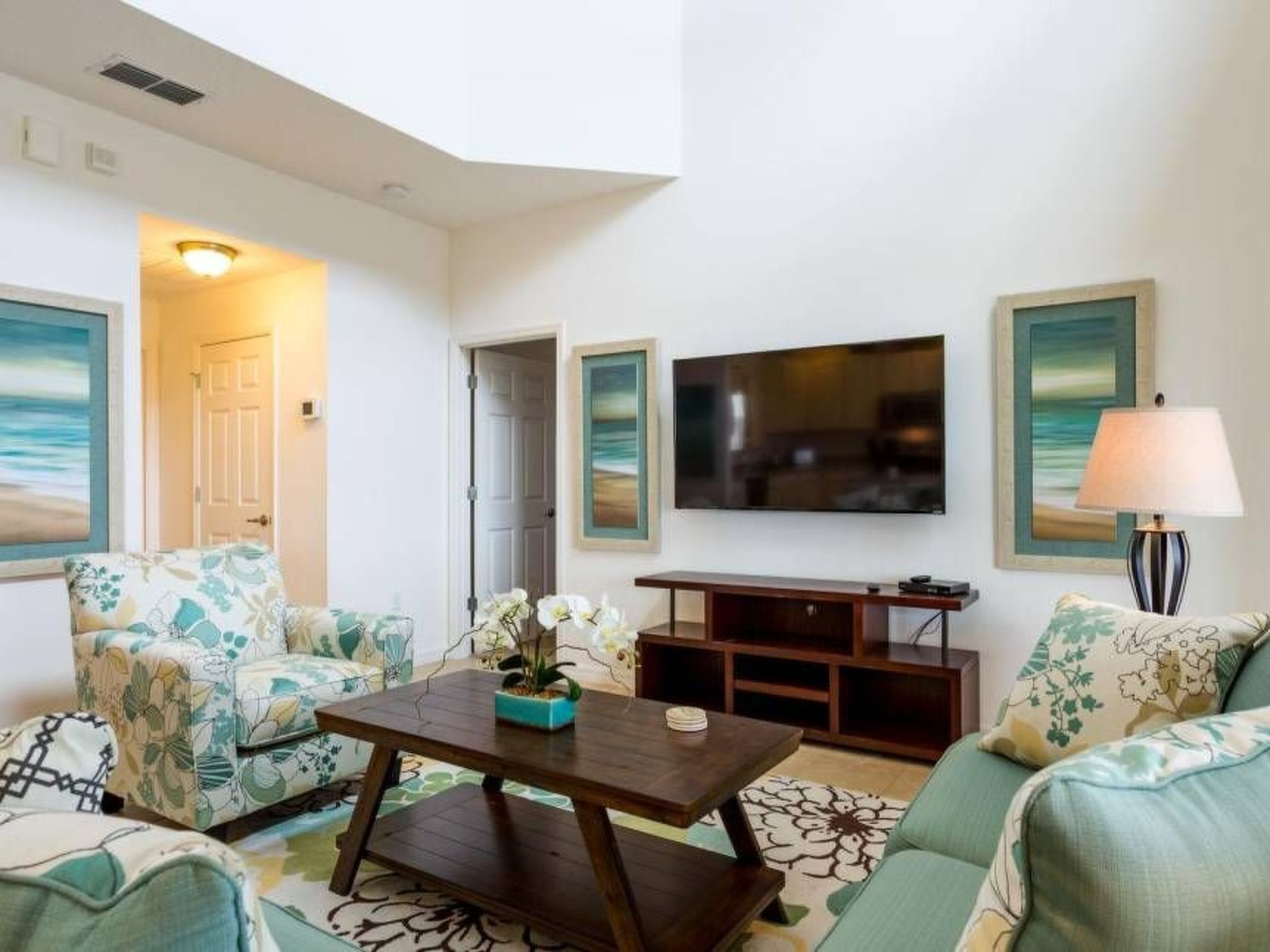 Photo of in Davenport mit Pool in Südlage und herrlicher Aussicht