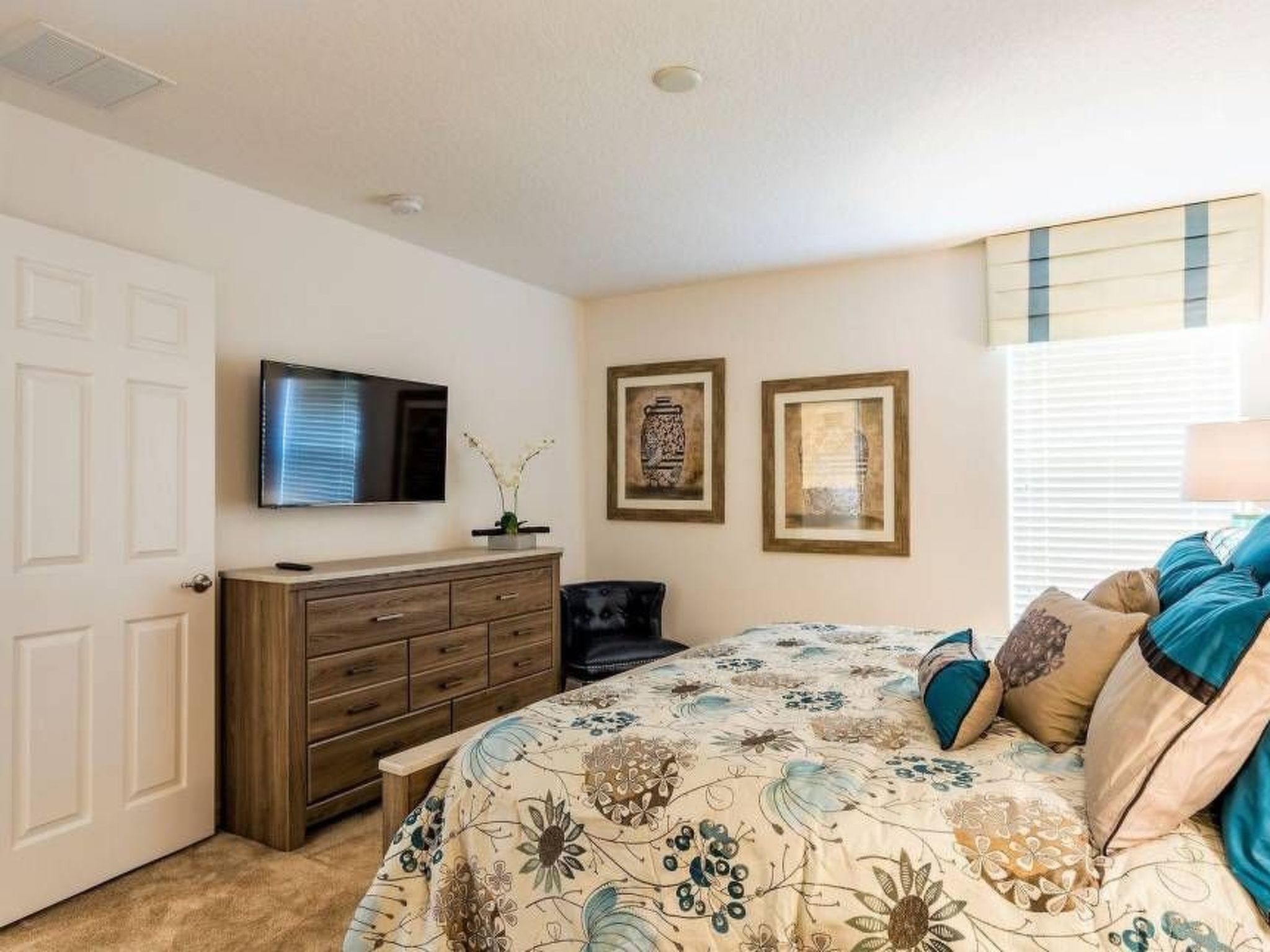 Photo of in Davenport mit Pool in Südlage und herrlicher Aussicht