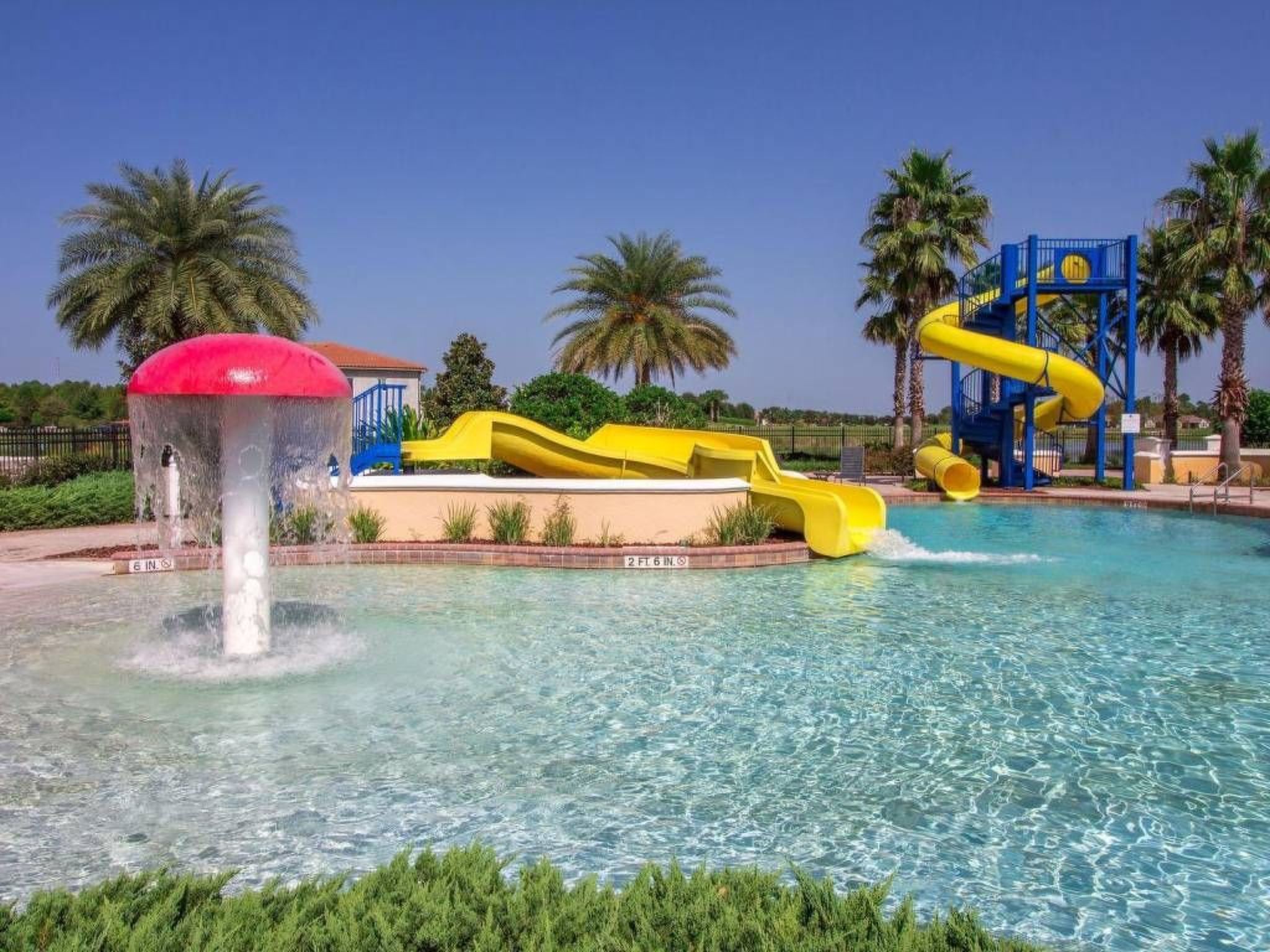 Photo of in Davenport mit Pool in Südlage und herrlicher Aussicht