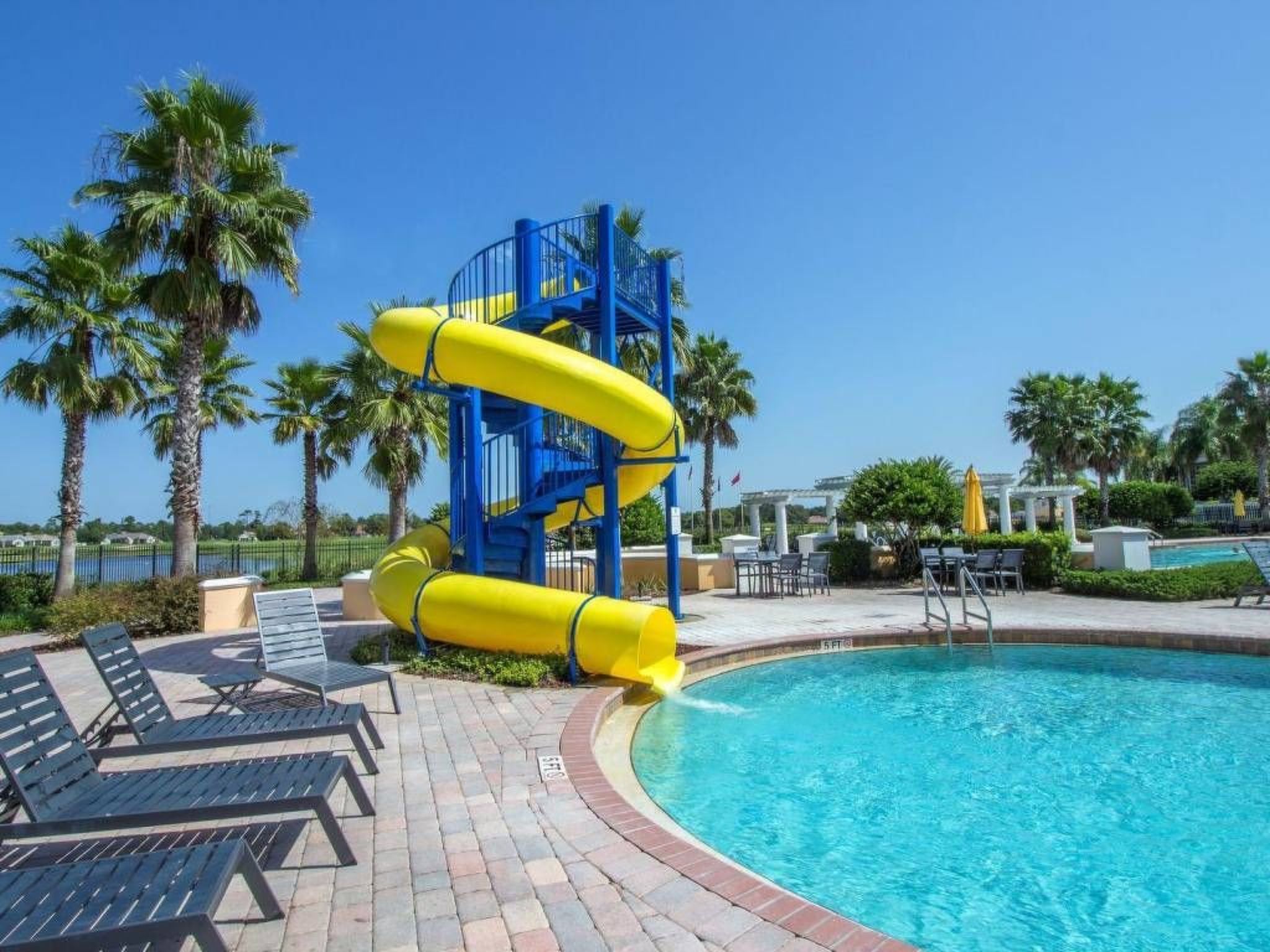 Photo of in Davenport mit Pool in Südlage und herrlicher Aussicht