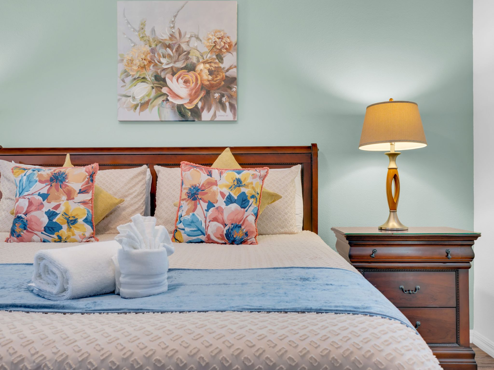 Photo of Cypress Pointe Villa mit privatem Pool bei Sonnenuntergang