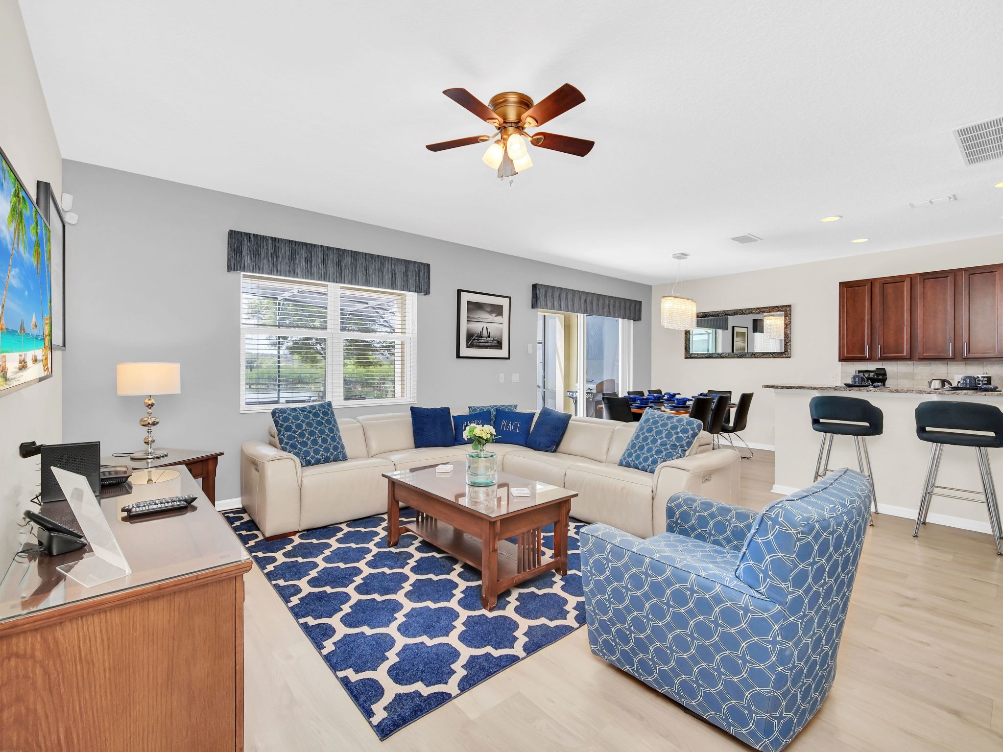 Photo of Solterra Rückzugsort in der Nähe von Disney Magic