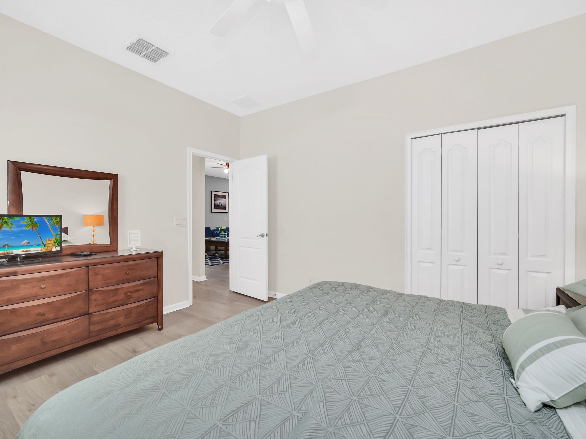 Photo of Solterra Rückzugsort in der Nähe von Disney Magic