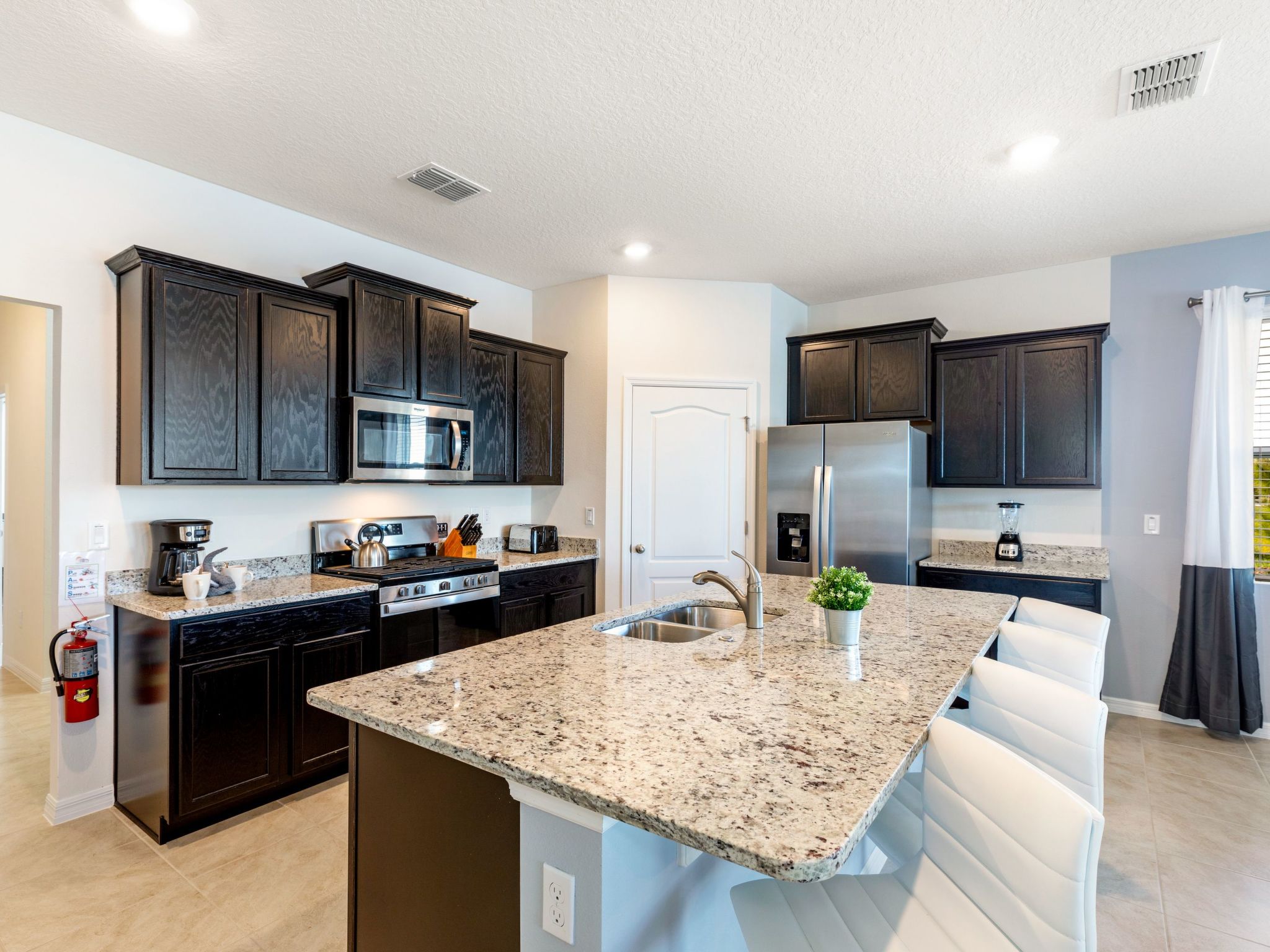 Photo of Geräumige Unterkunft mit Seeblick in der Nähe von Disney