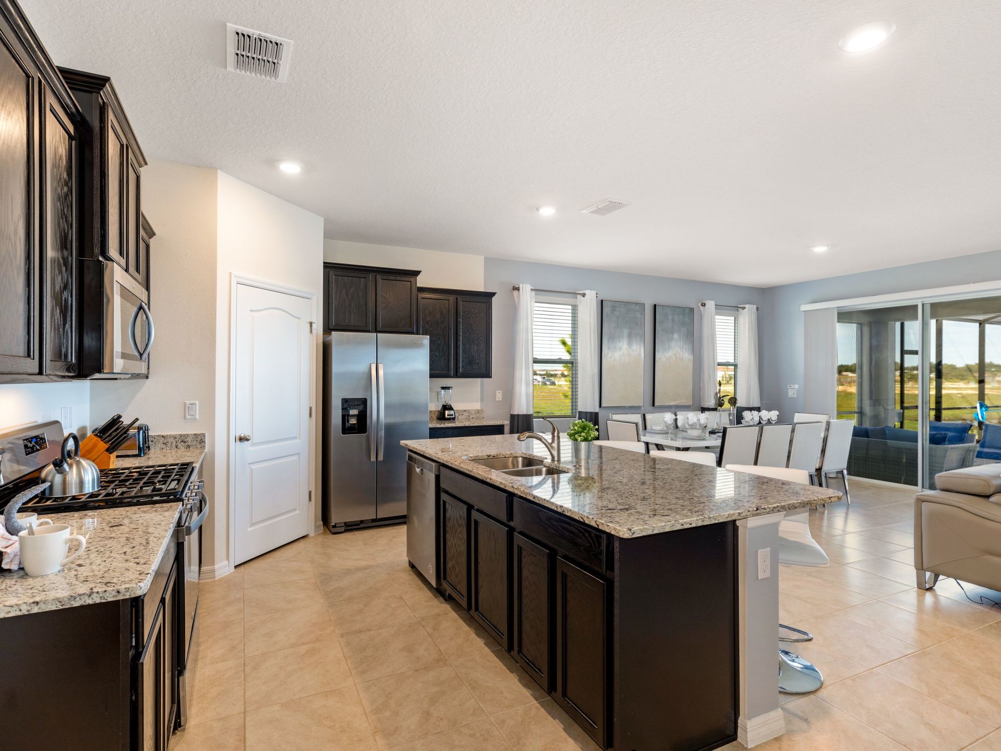 Photo of Geräumige Unterkunft mit Seeblick in der Nähe von Disney