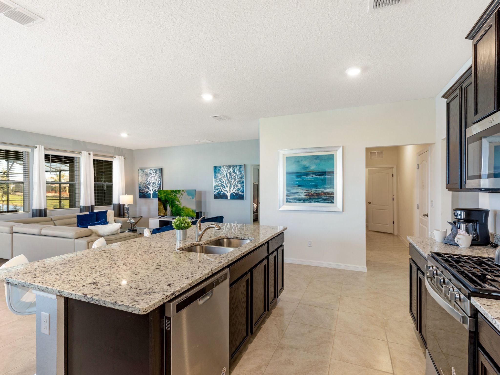 Photo of Geräumige Unterkunft mit Seeblick in der Nähe von Disney