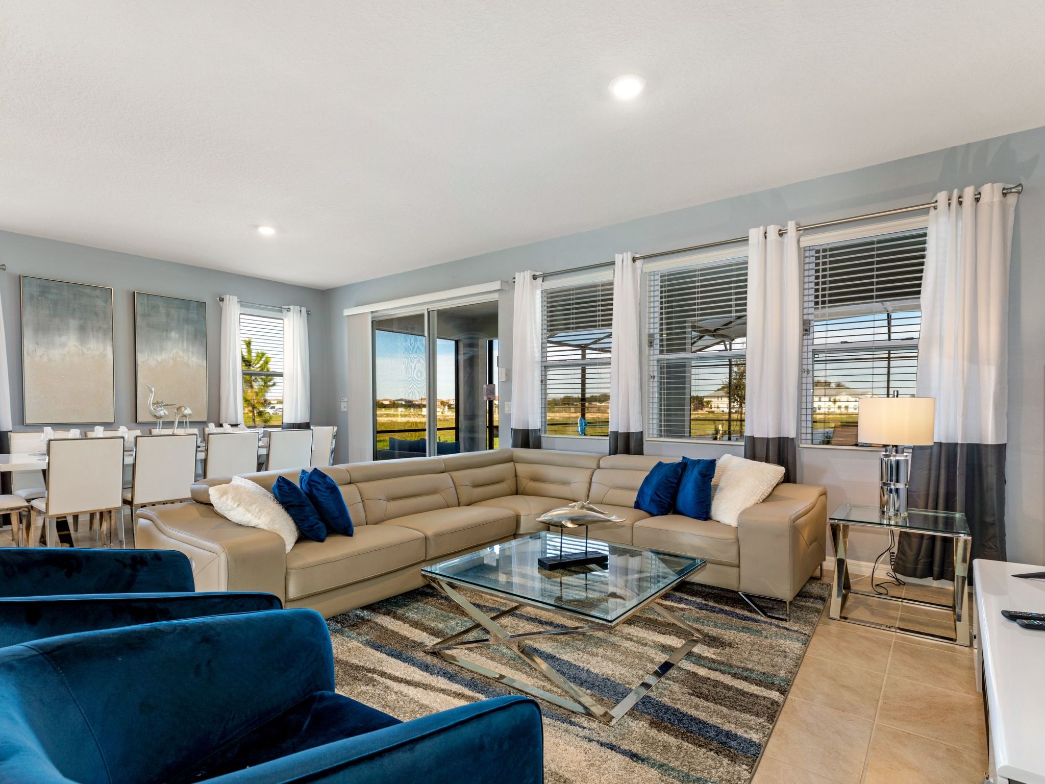 Photo of Geräumige Unterkunft mit Seeblick in der Nähe von Disney