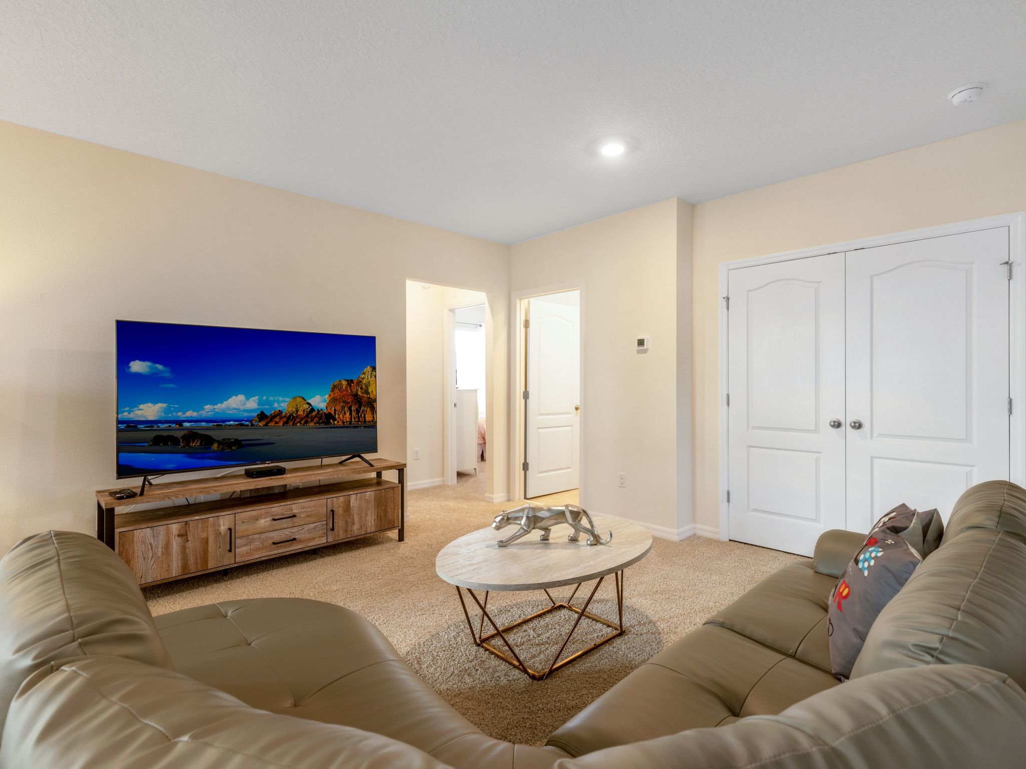 Photo of Geräumige Unterkunft mit Seeblick in der Nähe von Disney