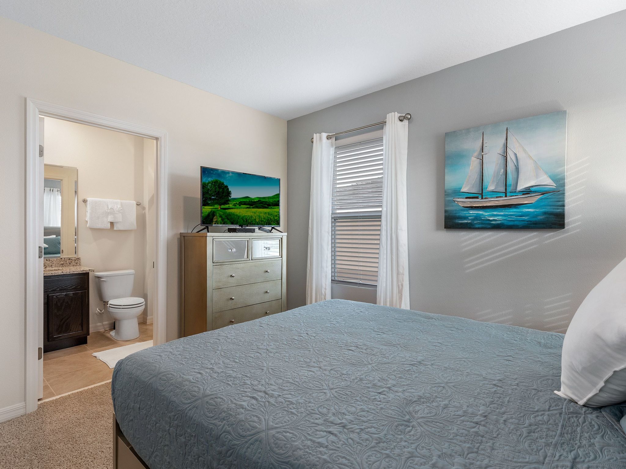 Photo of Geräumige Unterkunft mit Seeblick in der Nähe von Disney