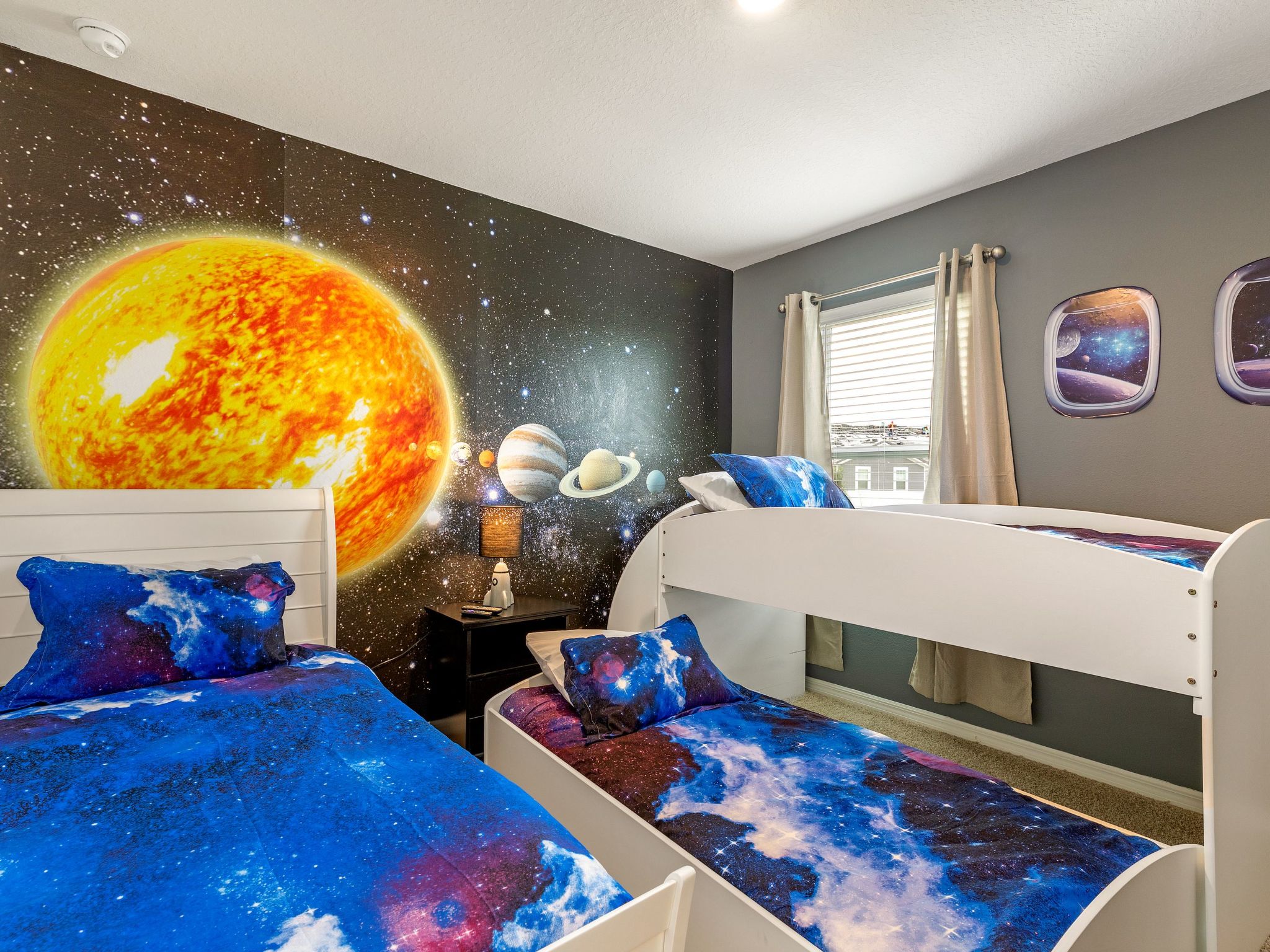 Photo of Geräumige Unterkunft mit Seeblick in der Nähe von Disney