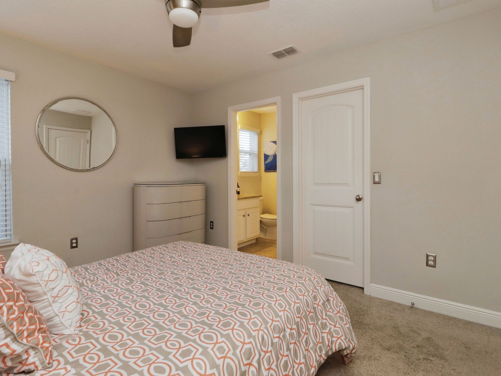 Photo of Südlich ausgerichtete Solterra Villa mit Spa und Spielzimmer