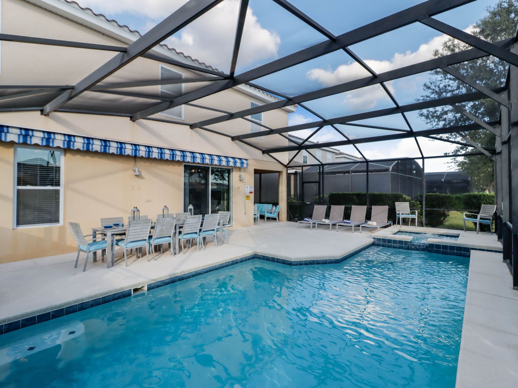 Photo of Südlich ausgerichtete Solterra Villa mit Spa und Spielzimmer