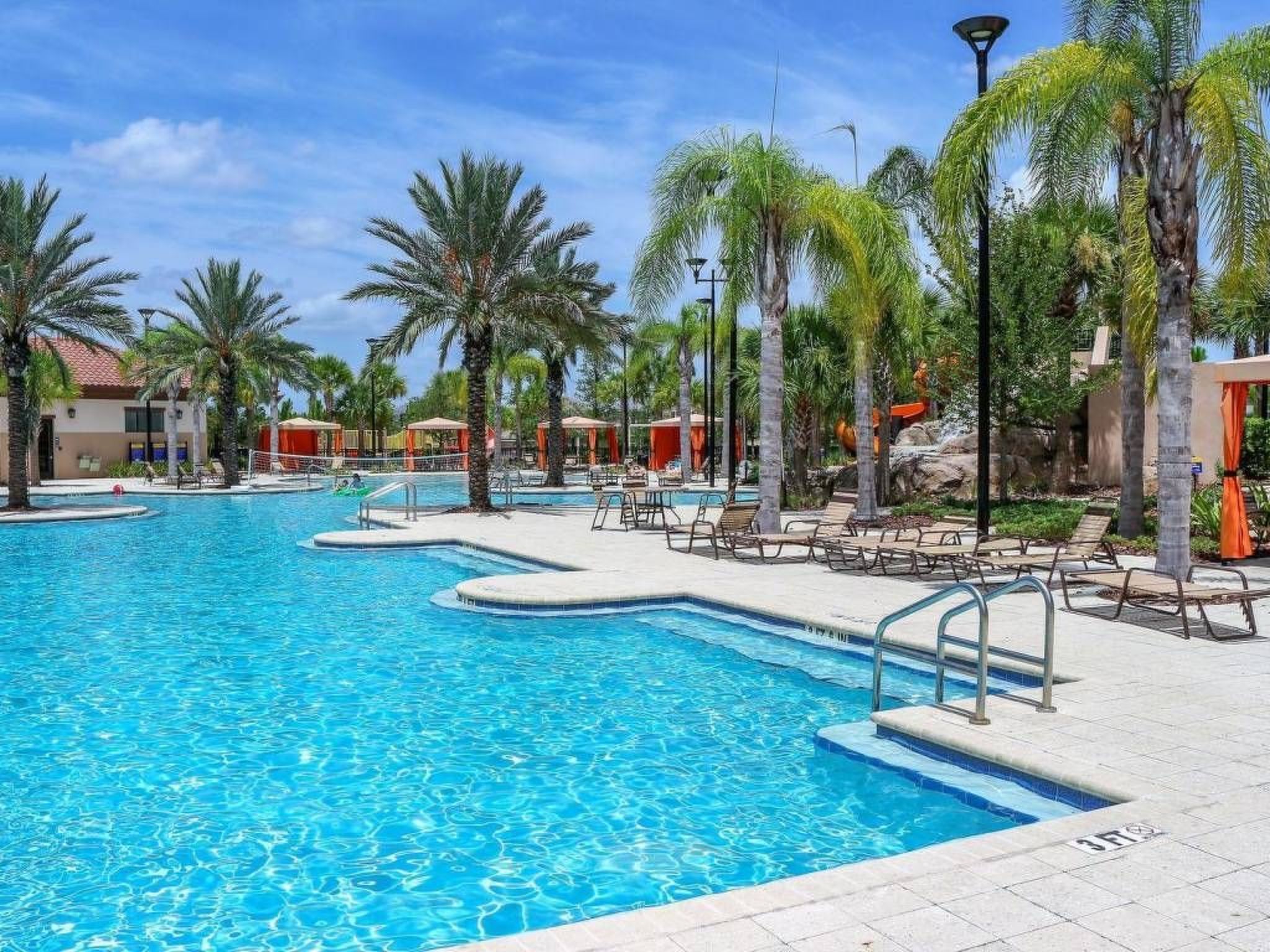 Photo of Haus in Davenport mit geräumigem Pool