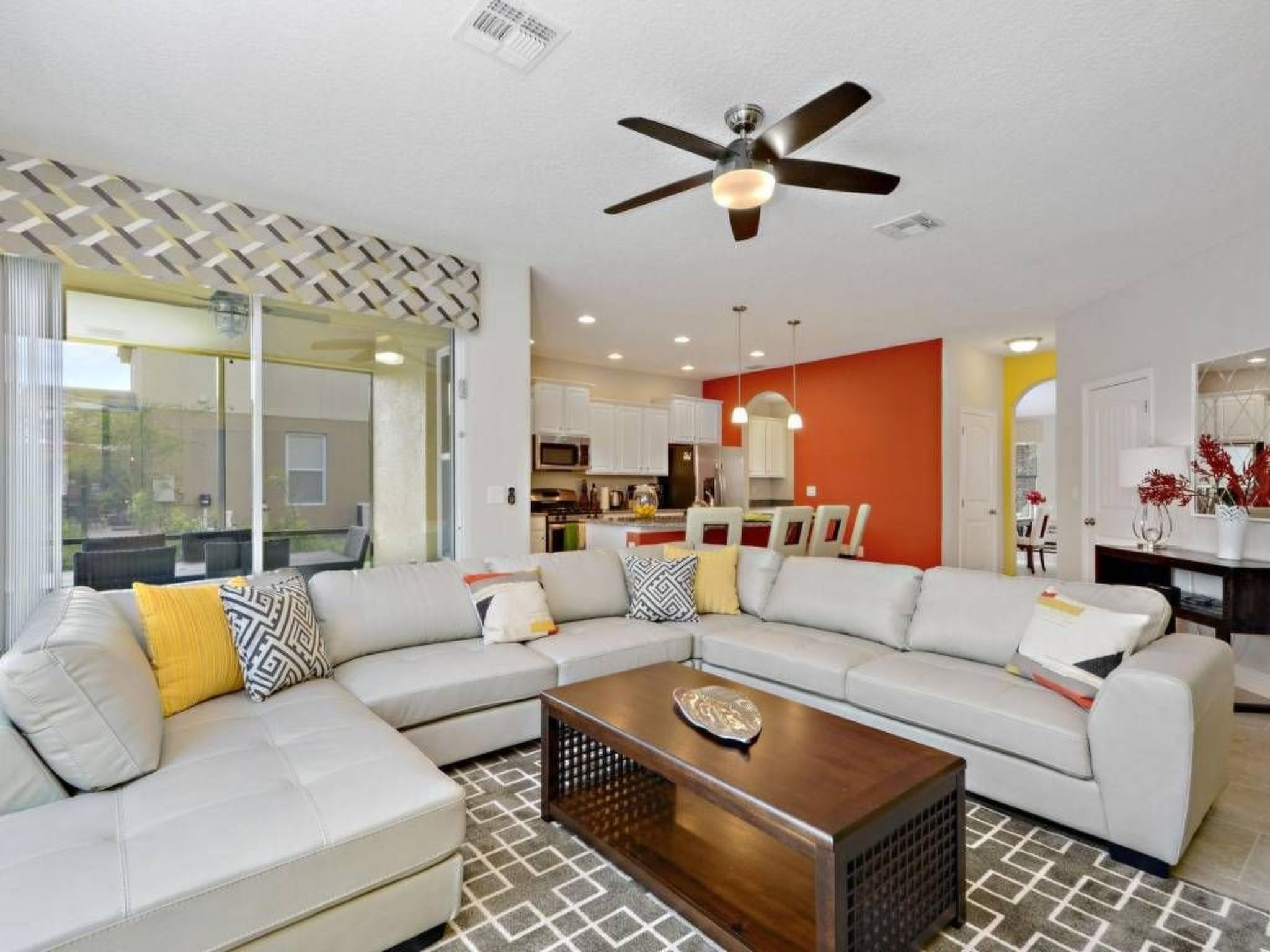 Photo of Haus in Davenport mit geräumigem Pool