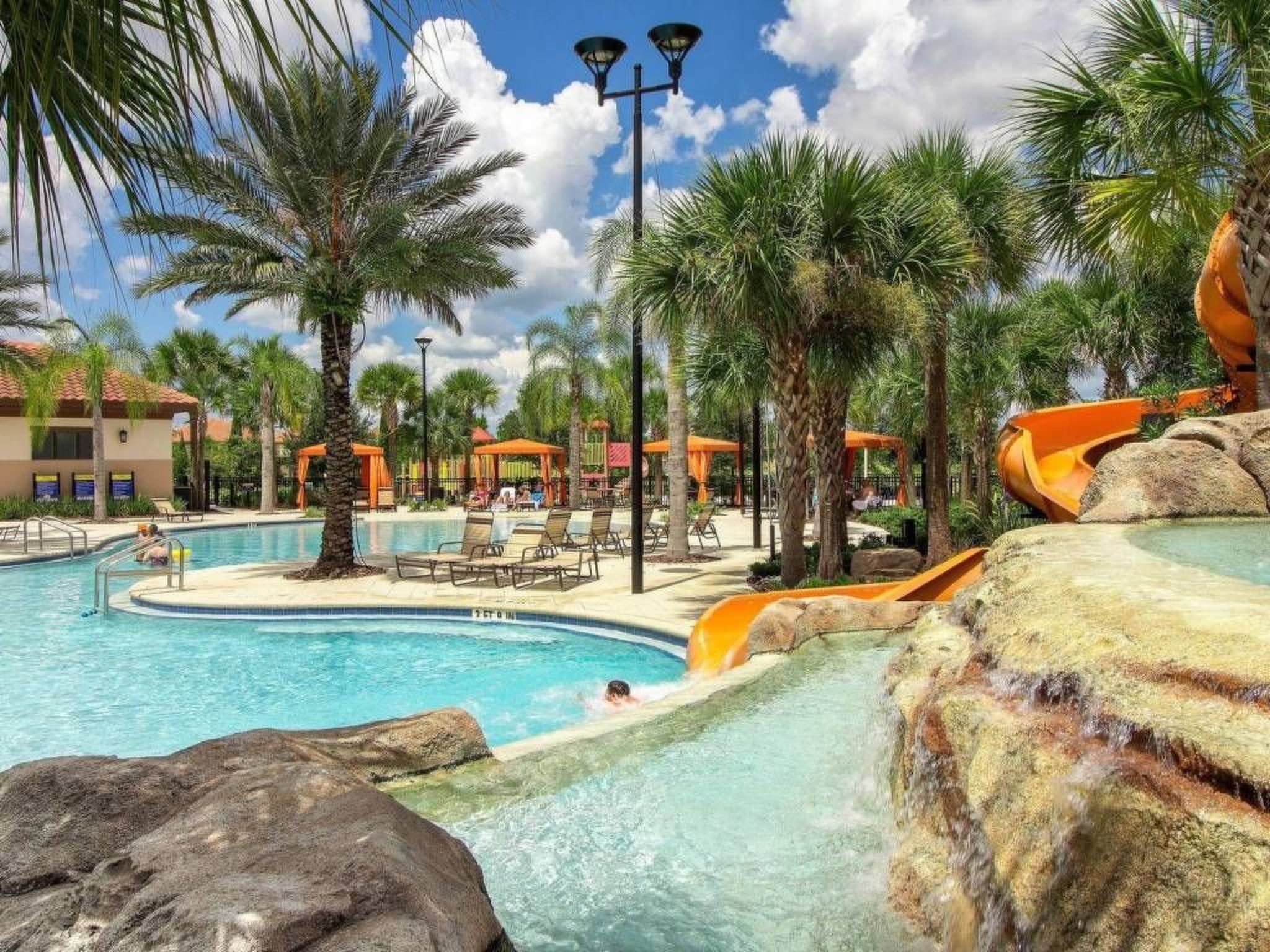 Photo of Haus in Davenport mit geräumigem Pool